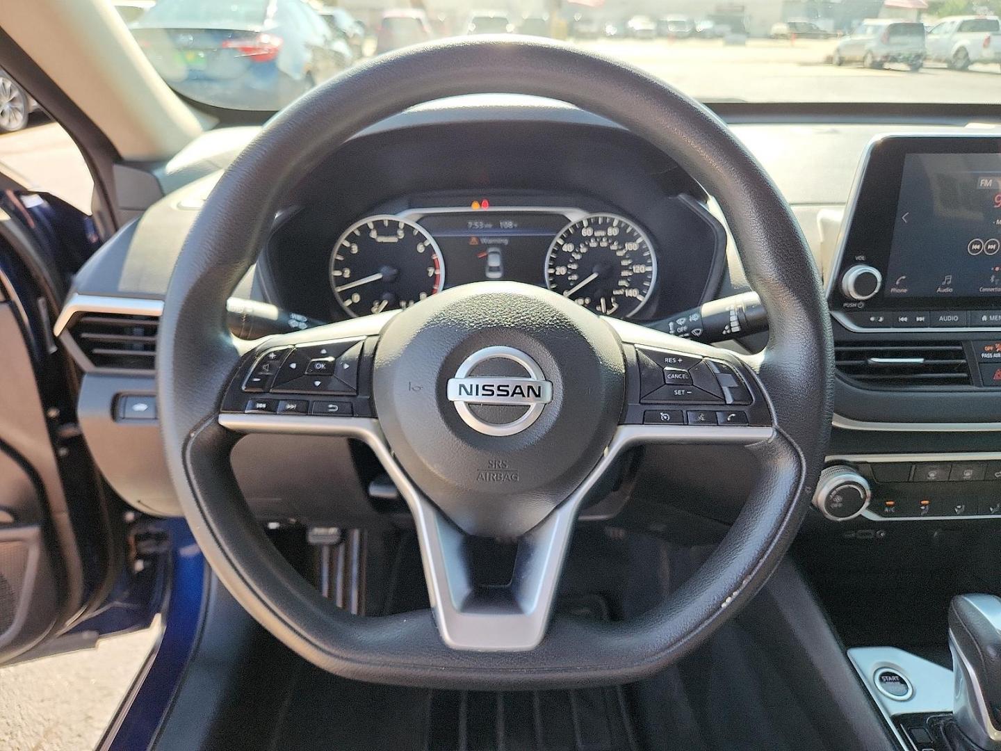 2020 Deep Blue Pearl Nissan Altima S FWD (1N4BL4BV3LC) with an 2.5L I-4 gasoline direct injection, DOHC, CVTCS variable valve control, regular unleaded, engine with 188HP engine, located at 4711 Ave Q, Lubbock, TX, 79412, (806) 687-2362, 33.551304, -101.855293 - Photo#17