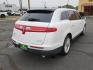 2018 White Platinum Metallic Tri-Coat Lincoln MKT Reserve (2LMHJ5AT2JB) with an EcoBoost 3.5L V-6 gasoline direct injection, DOHC, variable valve control, twin turbo, premium unleaded, engine with 365HP engine, located at 4711 Ave Q, Lubbock, TX, 79412, (806) 687-2362, 33.551304, -101.855293 - Photo#3