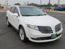 2018 White Platinum Metallic Tri-Coat Lincoln MKT Reserve (2LMHJ5AT2JB) with an EcoBoost 3.5L V-6 gasoline direct injection, DOHC, variable valve control, twin turbo, premium unleaded, engine with 365HP engine, located at 4711 Ave Q, Lubbock, TX, 79412, (806) 687-2362, 33.551304, -101.855293 - Photo#5