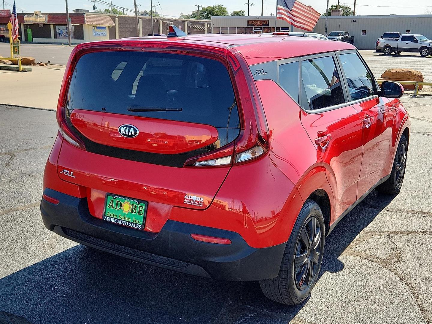 2020 Inferno Red Kia Soul LX (KNDJ23AU6L7) with an 2L I-4 DOHC, D-CVVT variable valve control, regular unleaded, engine with 147HP engine, located at 4711 Ave Q, Lubbock, TX, 79412, (806) 687-2362, 33.551304, -101.855293 - Photo#3