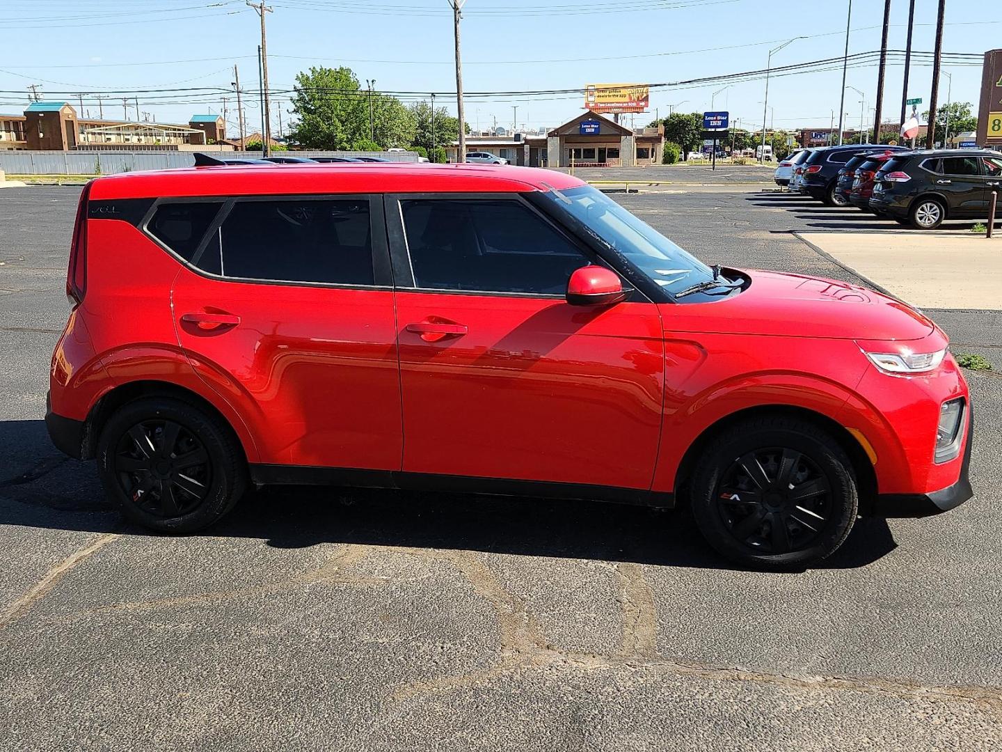 2020 Inferno Red Kia Soul LX (KNDJ23AU6L7) with an 2L I-4 DOHC, D-CVVT variable valve control, regular unleaded, engine with 147HP engine, located at 4711 Ave Q, Lubbock, TX, 79412, (806) 687-2362, 33.551304, -101.855293 - Photo#4