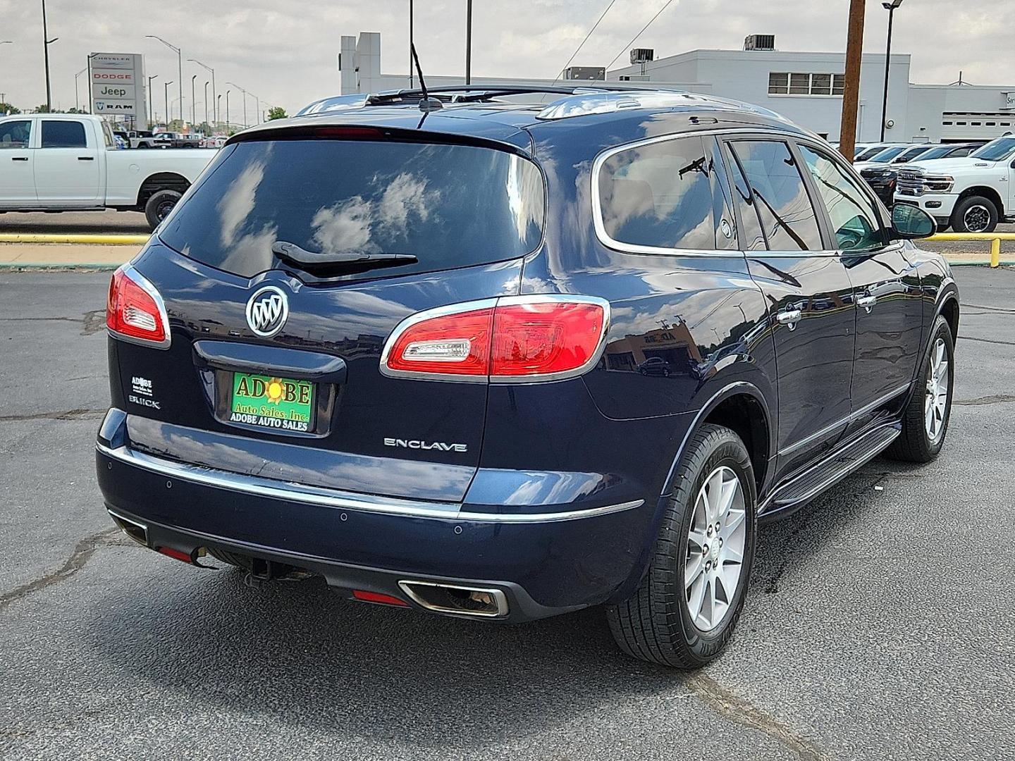 2015 Dark Sapphire Blue Metallic Buick Enclave Leather (5GAKRBKD6FJ) with an 3.6L V-6 gasoline direct injection, DOHC, variable valve control, regular unleaded, engine with 288HP engine, located at 4711 Ave Q, Lubbock, TX, 79412, (806) 687-2362, 33.551304, -101.855293 - Photo#3