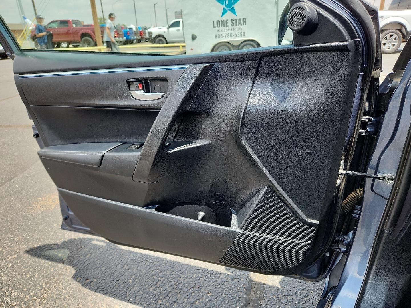 2016 Blue Crush Metallic Toyota Corolla S w/Special Edition Pkg (5YFBURHE7GP) with an 1.8L I-4 DOHC, VVT-i variable valve control, regular unleaded, engine with 132HP engine, located at 4711 Ave Q, Lubbock, TX, 79412, (806) 687-2362, 33.551304, -101.855293 - Photo#11