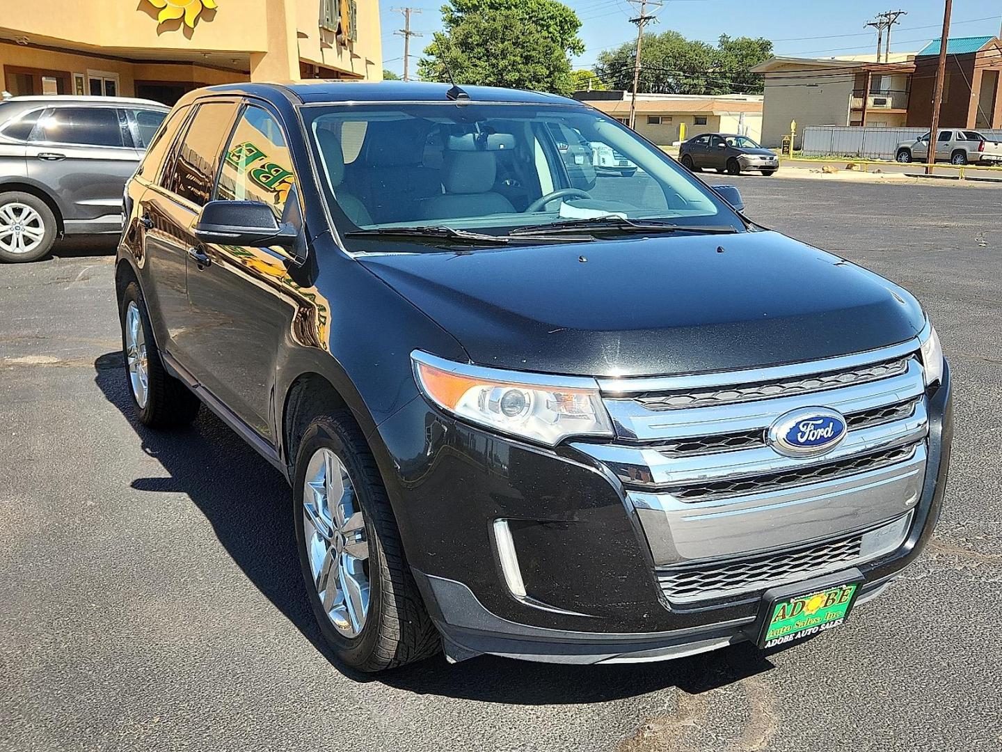 2014 Tuxedo Black Metallic Ford Edge Limited (2FMDK3KC8EB) with an 3.5L V-6 DOHC, variable valve control, regular unleaded, engine with 285HP engine, located at 4711 Ave Q, Lubbock, TX, 79412, (806) 687-2362, 33.551304, -101.855293 - Photo#5