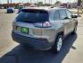 2020 Jeep Cherokee Latitude FWD (1C4PJLCBXLD) with an MultiAir2 Tigershark 2.4L I-4 variable valve control, regular unleaded, engine with 180HP engine, located at 4711 Ave Q, Lubbock, TX, 79412, (806) 687-2362, 33.551304, -101.855293 - Photo#3