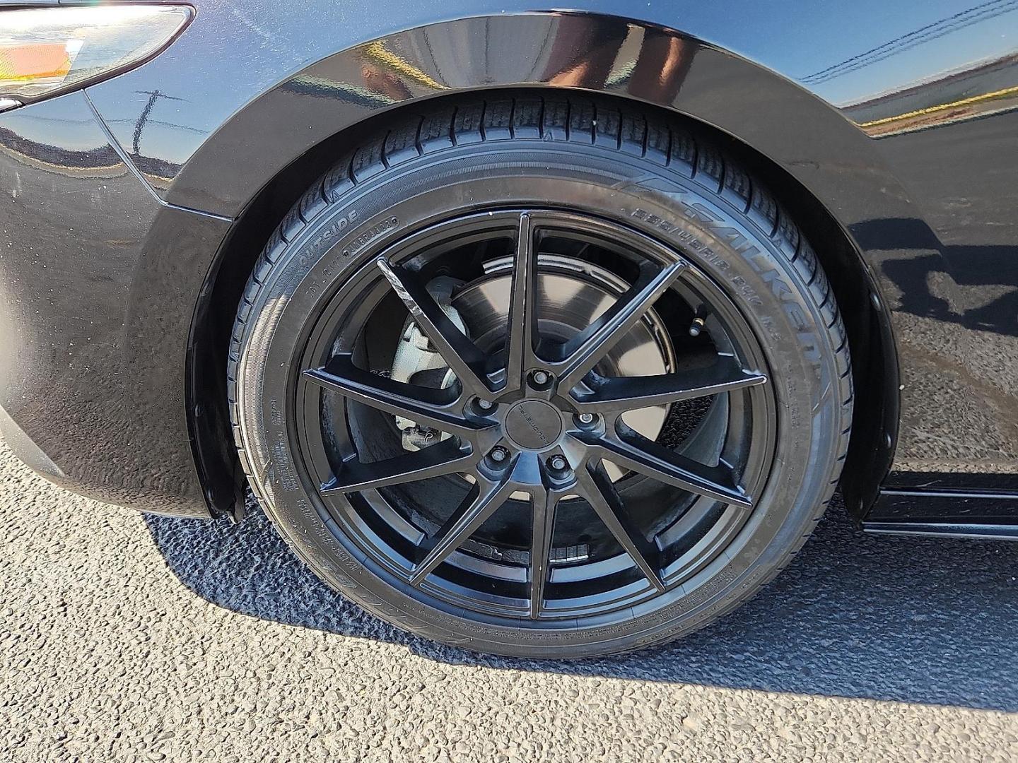 2020 Jet Black Mica Mazda Mazda3 Sedan Select Package (3MZBPBCM8LM) with an SKYACTIV-G 2.5L I-4 gasoline direct injection, DOHC, variable valve control, regular unleaded, engine with cylinder deactivation and 186HP engine, located at 4711 Ave Q, Lubbock, TX, 79412, (806) 687-2362, 33.551304, -101.855293 - Photo#6