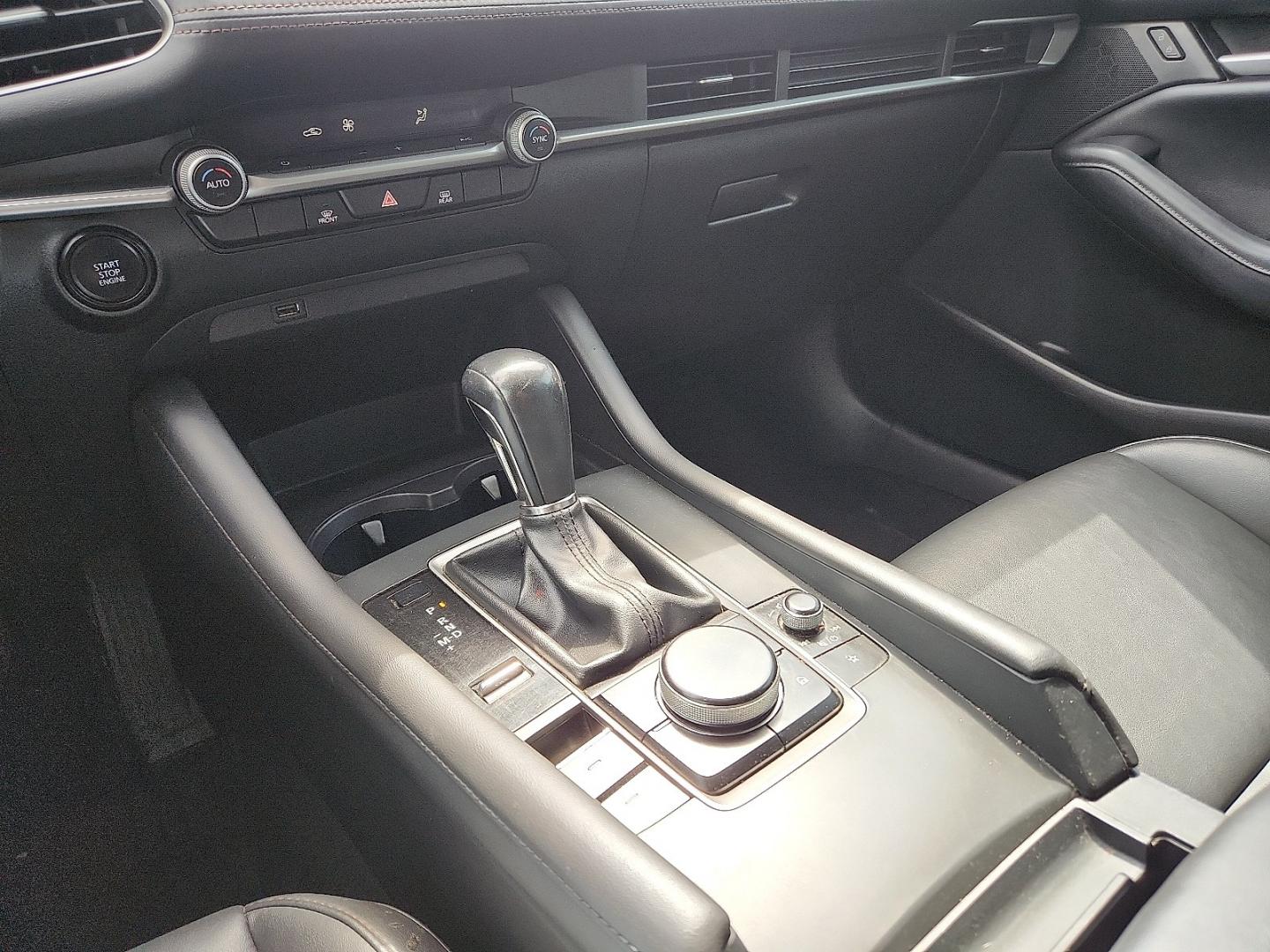 2020 BLACK /Black - BY3 Mazda Mazda3 Sedan Select Package (3MZBPBCM8LM) with an SKYACTIV-G 2.5L I-4 gasoline direct injection, DOHC, variable valve control, regular unleaded, engine with cylinder deactivation and 186HP engine, located at 4711 Ave Q, Lubbock, TX, 79412, (806) 687-2362, 33.551304, -101.855293 - Photo#29