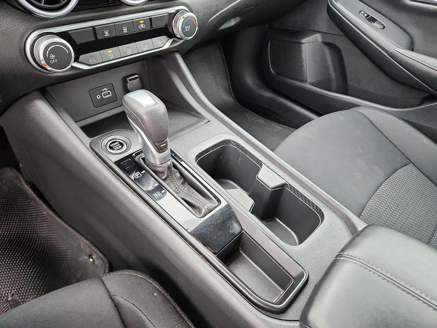 2021 Gun Metallic - KAD /Charcoal - G Nissan Sentra S Xtronic CVT (3N1AB8BV5MY) with an 2L I-4 gasoline direct injection, DOHC, variable valve control, regular unleaded, engine with 149HP engine, located at 4711 Ave Q, Lubbock, TX, 79412, (806) 687-2362, 33.551304, -101.855293 - Photo#17