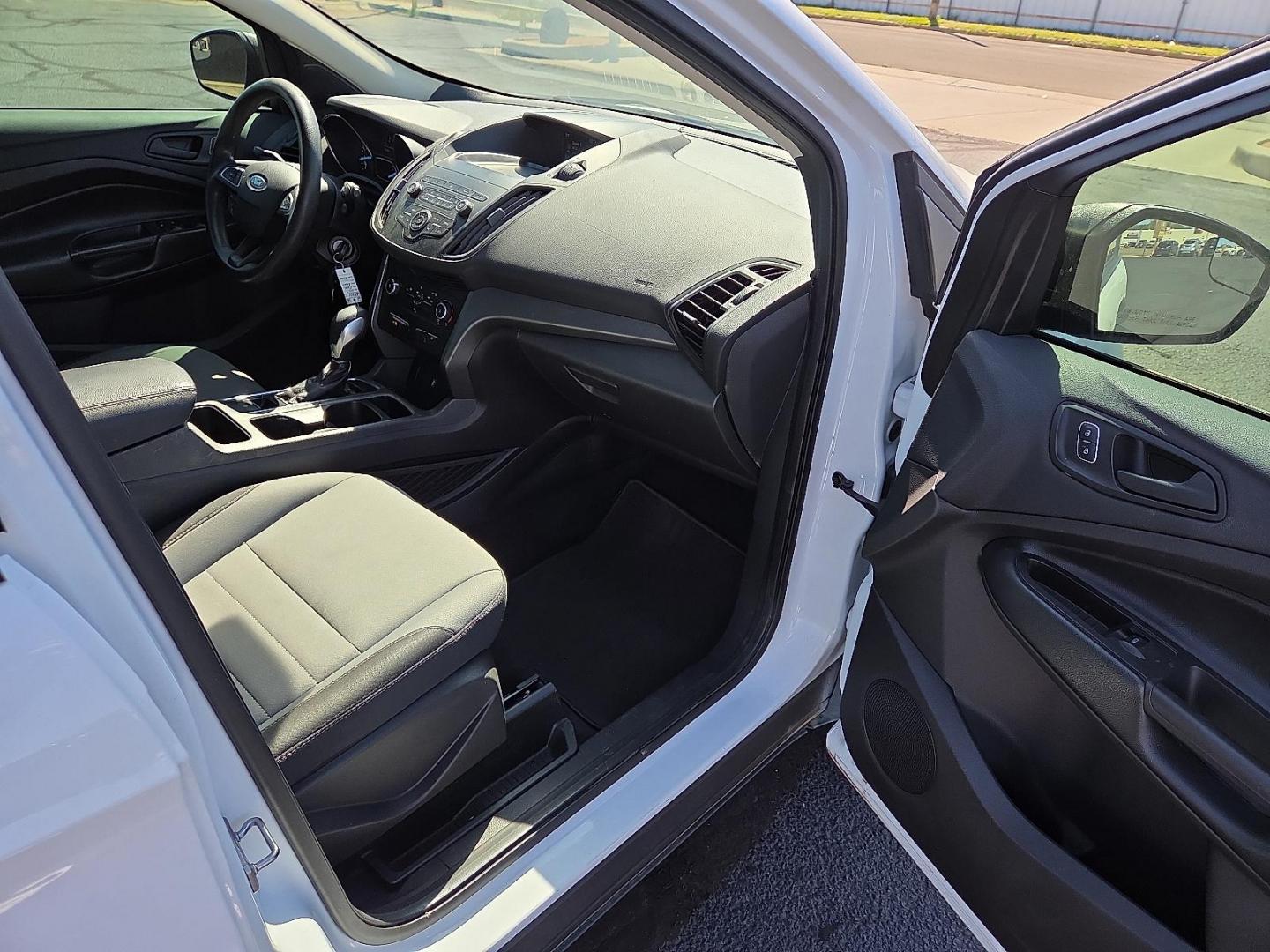 2019 Oxford White - YZ /Chromite Gray/Charcoal Black - 7B Ford Escape S (1FMCU0F71KU) with an Duratec 2.5L I-4 DOHC, iVCT variable valve control, regular unleaded, engine with 168HP engine, located at 4711 Ave Q, Lubbock, TX, 79412, (806) 687-2362, 33.551304, -101.855293 - Photo#10