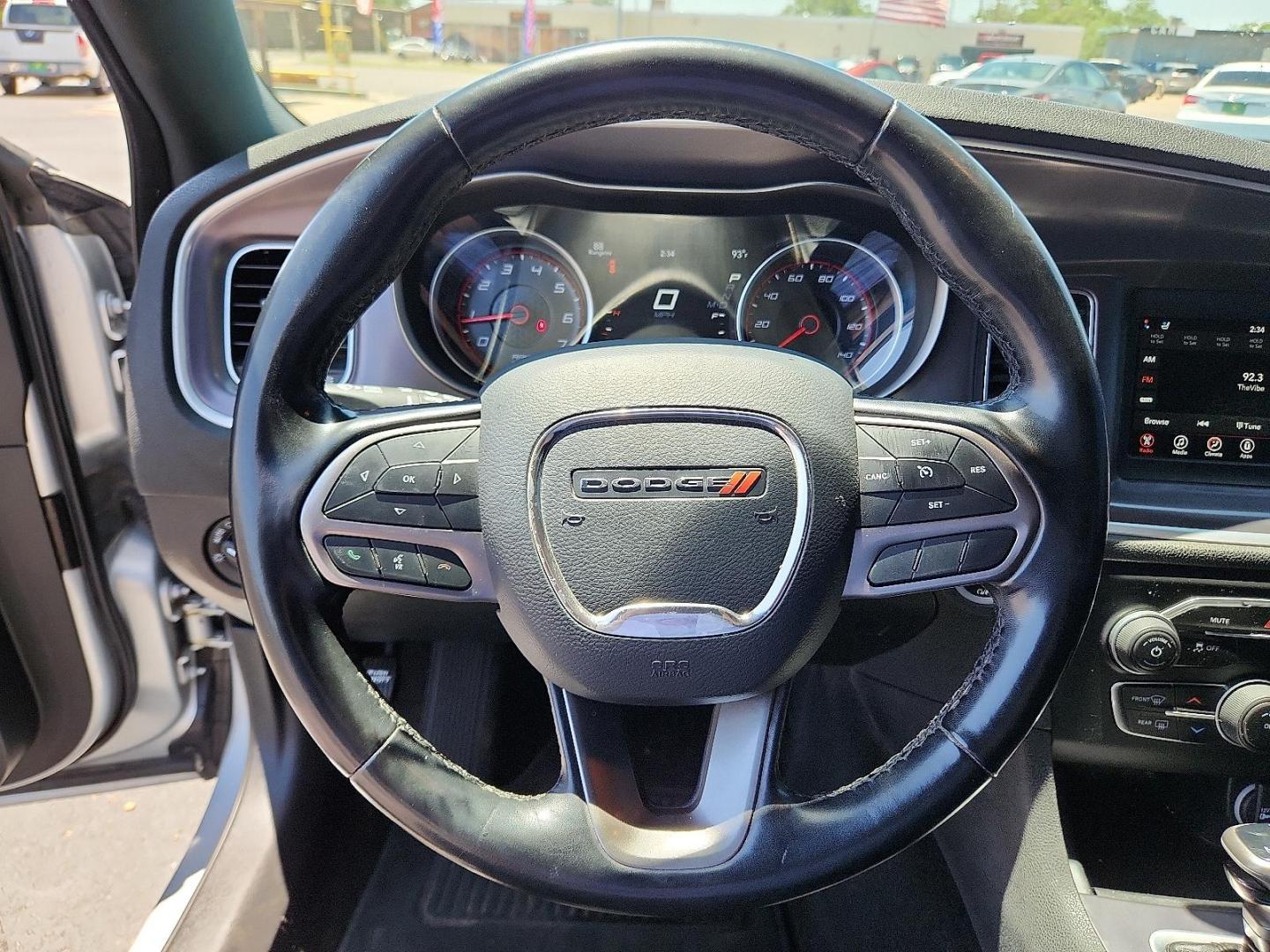 2020 SILVER Dodge Charger SXT RWD (2C3CDXBG9LH) with an Pentastar 3.6L V-6 DOHC, variable valve control, regular unleaded, engine with 292HP engine, located at 4711 Ave Q, Lubbock, TX, 79412, (806) 687-2362, 33.551304, -101.855293 - Photo#16