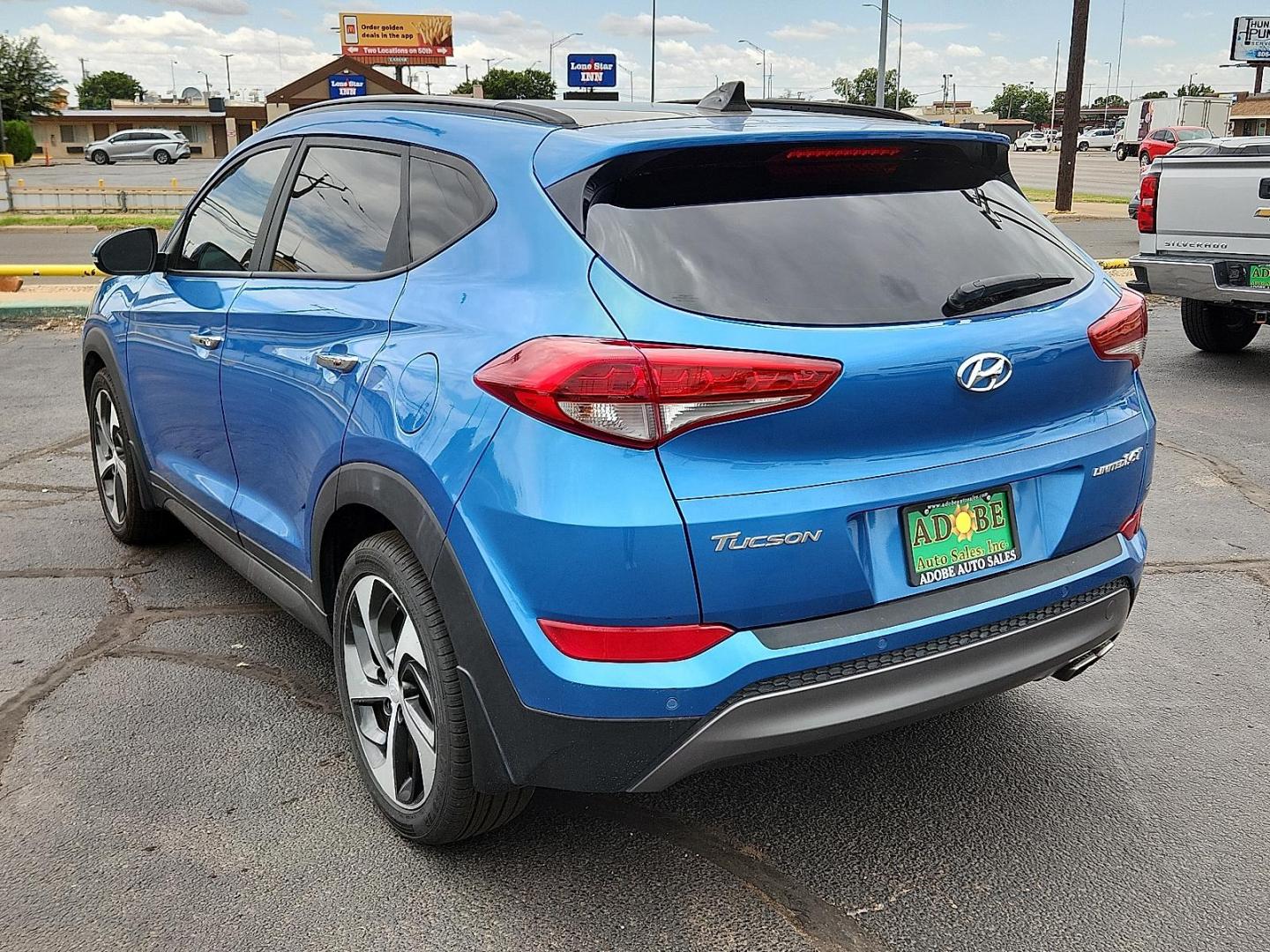 2016 BLUE Hyundai Tucson Limited (KM8J33A21GU) with an 1.6L I-4 gasoline direct injection, DOHC, variable valve control, intercooled turbo, regular unleaded, engine with 175HP engine, located at 4711 Ave Q, Lubbock, TX, 79412, (806) 687-2362, 33.551304, -101.855293 - Photo#2
