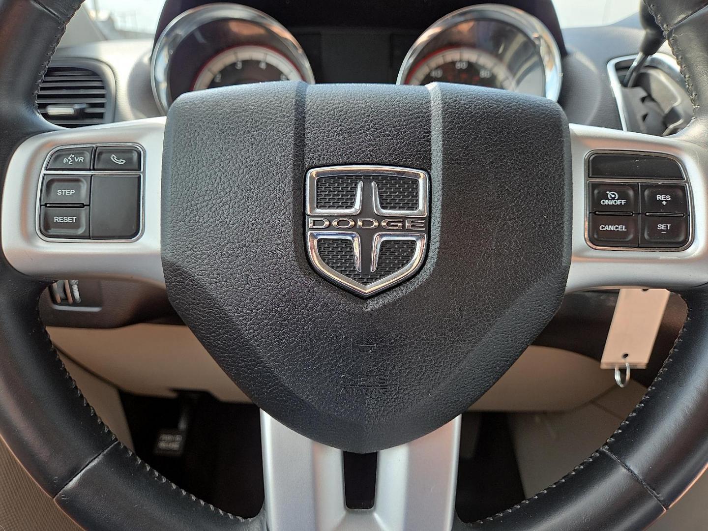 2016 Cashmere/Sandstone Pearlcoat - PFS /Black/Light Graystone - X1 Dodge Grand Caravan SE (2C4RDGBG4GR) with an Pentastar 3.6L V-6 DOHC, variable valve control, regular unleaded, engine with 283HP engine, located at 4711 Ave Q, Lubbock, TX, 79412, (806) 687-2362, 33.551304, -101.855293 - Photo#29