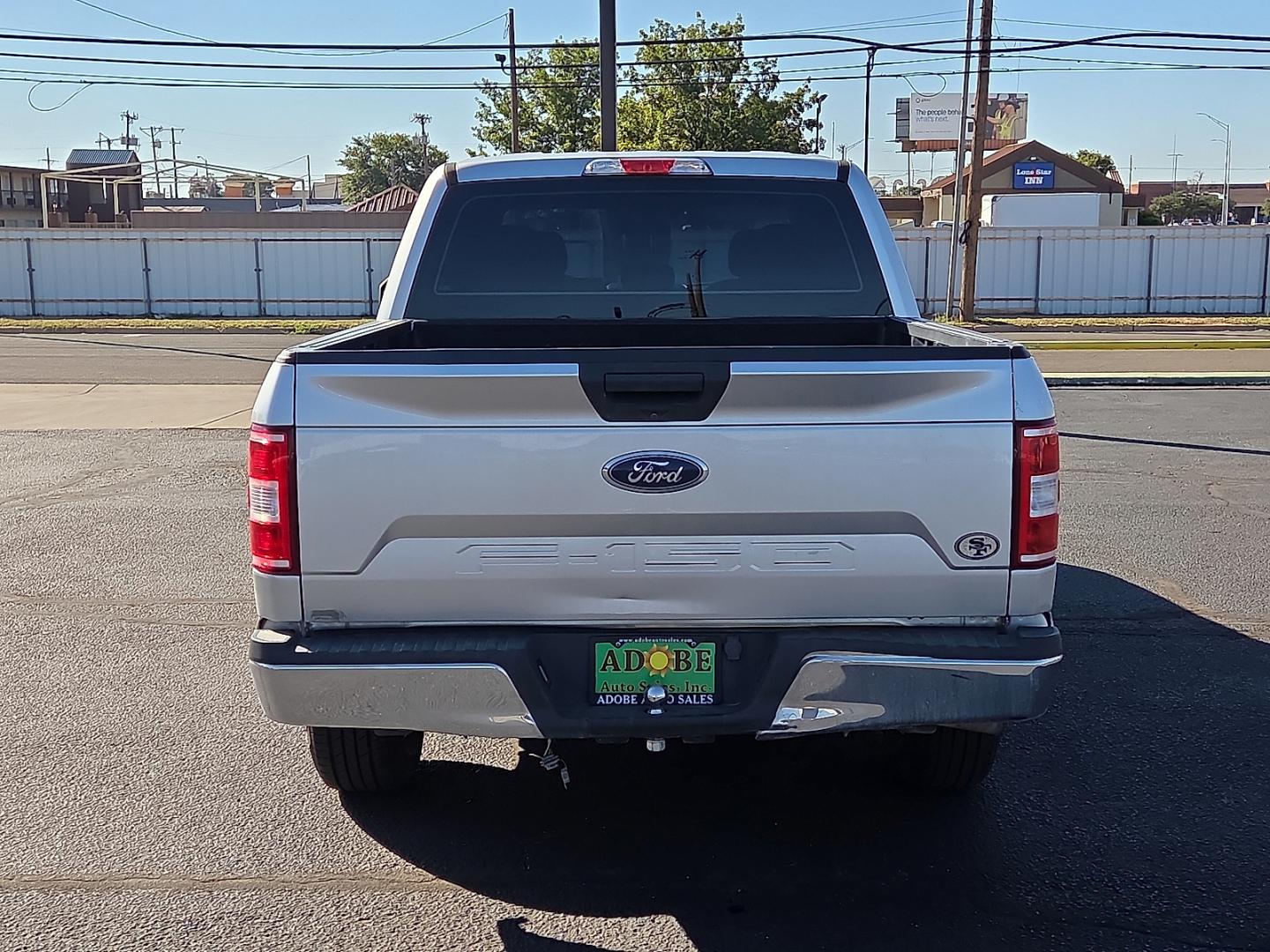 2018 Ingot Silver Metallic - UX /Medium Earth Gray - MG Ford F-150 XLT (1FTEW1EB6JF) with an 3.3L V-6 port/direct injection, DOHC, Ti-VCT variable valve control, regular gasoline, engine with 290HP engine, located at 4711 Ave Q, Lubbock, TX, 79412, (806) 687-2362, 33.551304, -101.855293- Photo#3