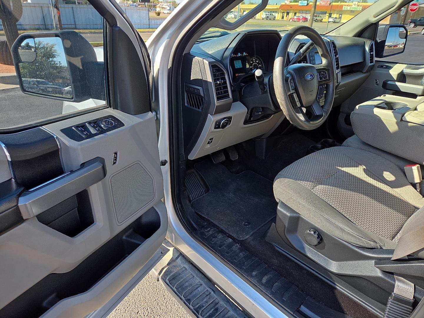 2018 Ingot Silver Metallic - UX /Medium Earth Gray - MG Ford F-150 XLT (1FTEW1EB6JF) with an 3.3L V-6 port/direct injection, DOHC, Ti-VCT variable valve control, regular gasoline, engine with 290HP engine, located at 4711 Ave Q, Lubbock, TX, 79412, (806) 687-2362, 33.551304, -101.855293- Photo#19