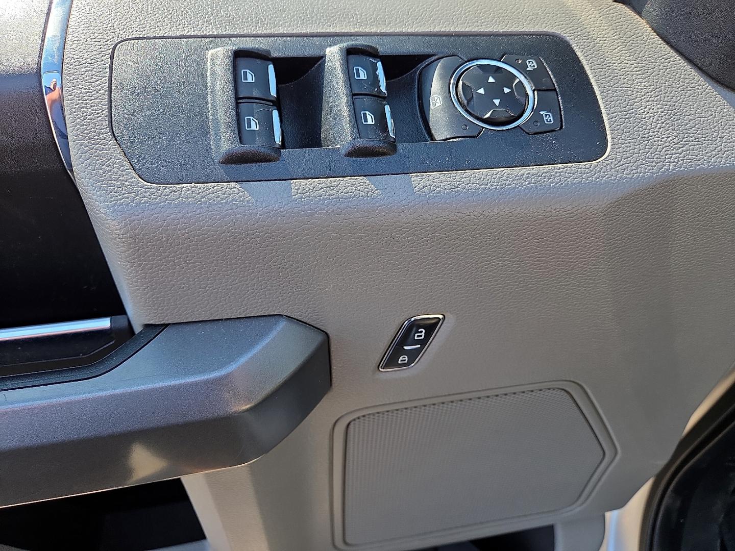 2018 Ingot Silver Metallic - UX /Medium Earth Gray - MG Ford F-150 XLT (1FTEW1EB6JF) with an 3.3L V-6 port/direct injection, DOHC, Ti-VCT variable valve control, regular gasoline, engine with 290HP engine, located at 4711 Ave Q, Lubbock, TX, 79412, (806) 687-2362, 33.551304, -101.855293- Photo#21