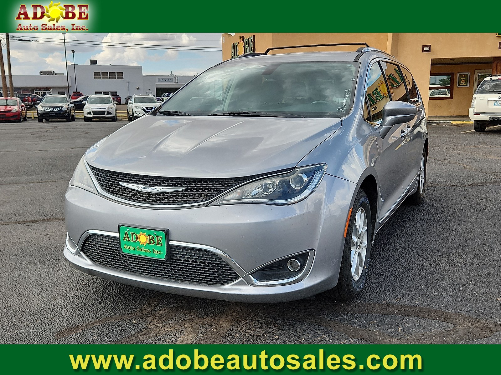 photo of 2020 Chrysler Pacifica Touring L