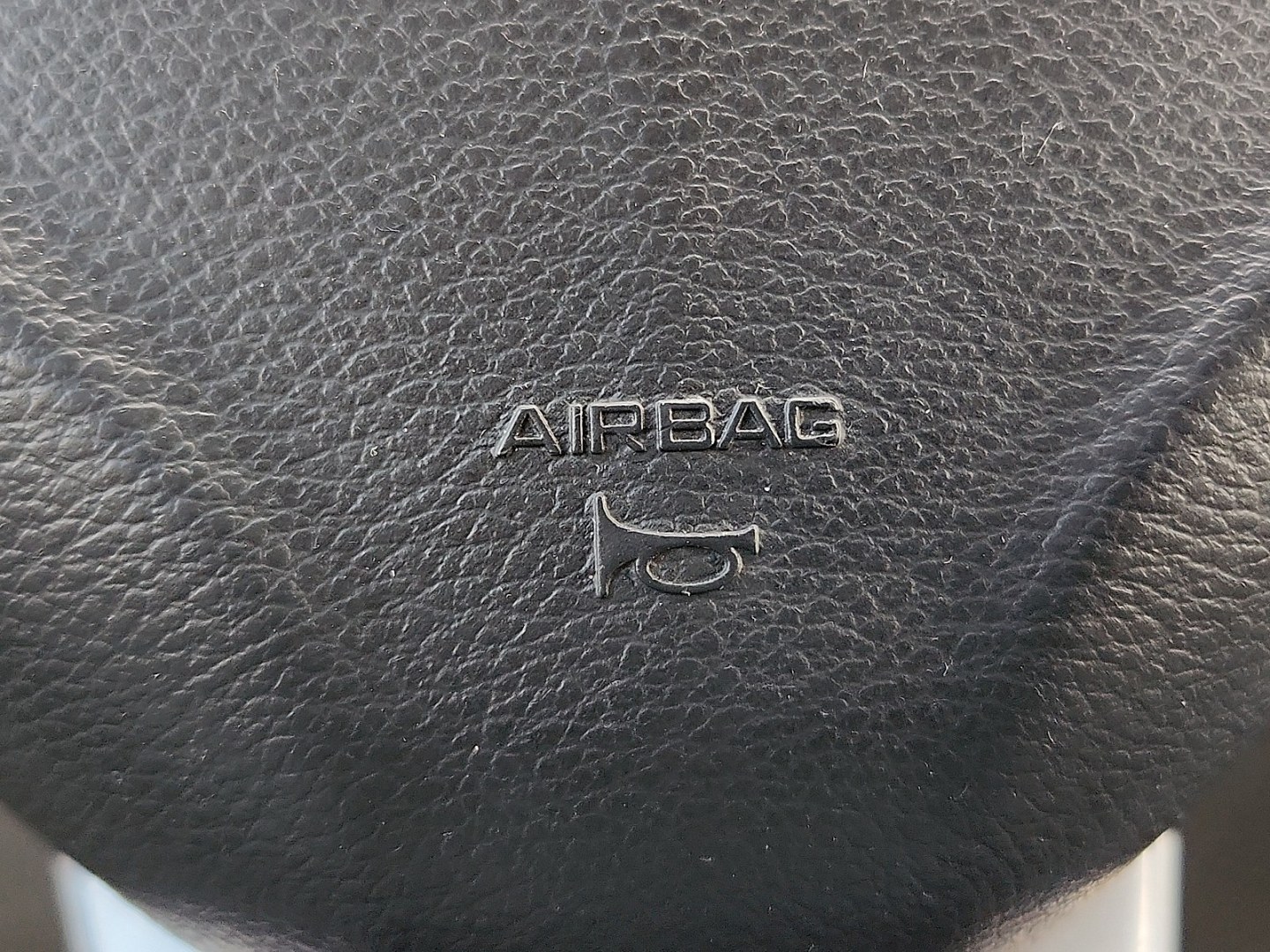 2020 SILVER /Black/Alloy - XP Chrysler Pacifica Touring L (2C4RC1BGXLR) with an 3.6L V-6 DOHC, VVT variable valve control, regular unleaded, engine with cylinder deactivation and 287HP engine, located at 4711 Ave Q, Lubbock, TX, 79412, (806) 687-2362, 33.551304, -101.855293 - Photo#25
