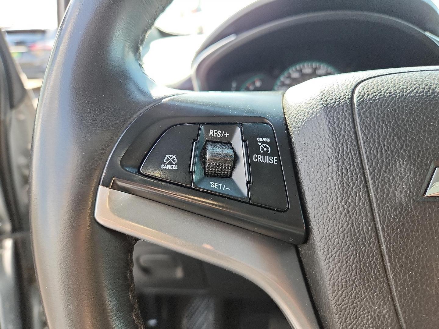 2018 SILVER Chevrolet Trax LT (KL7CJLSB4JB) with an ECOTEC 1.4L I-4 DOHC, VVT variable valve control, intercooled turbo, regular unleaded, engine with 138HP engine, located at 4711 Ave Q, Lubbock, TX, 79412, (806) 687-2362, 33.551304, -101.855293 - Photo#23