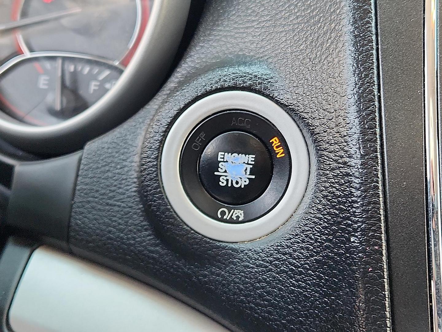 2020 GRAY Dodge Journey SE Value (3C4PDCABXLT) with an Tigershark MultiAir 2.4L I-4 DOHC, VVT variable valve control, regular unleaded, engine with 173HP engine, located at 4711 Ave Q, Lubbock, TX, 79412, (806) 687-2362, 33.551304, -101.855293 - Photo#14