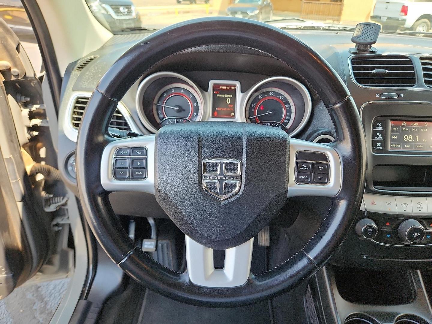 2020 GRAY Dodge Journey SE Value (3C4PDCABXLT) with an Tigershark MultiAir 2.4L I-4 DOHC, VVT variable valve control, regular unleaded, engine with 173HP engine, located at 4711 Ave Q, Lubbock, TX, 79412, (806) 687-2362, 33.551304, -101.855293 - Photo#16