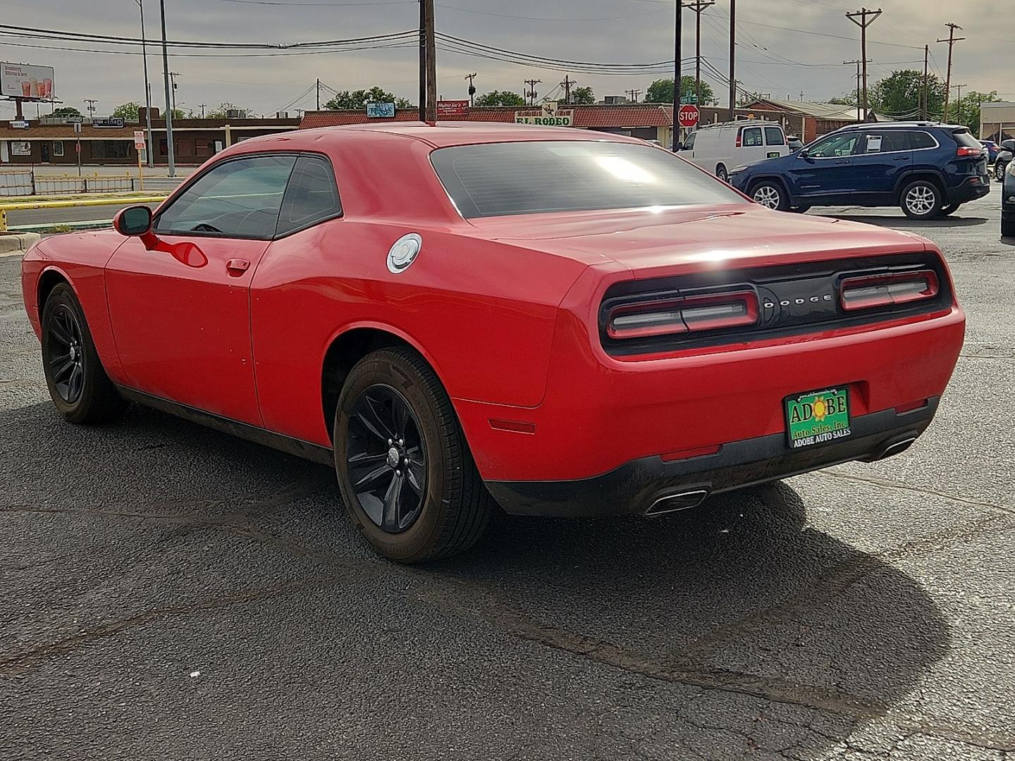 2016 RED /Black - X9 Dodge Challenger SXT (2C3CDZAG2GH) with an Pentastar 3.6L V-6 DOHC, variable valve control, regular unleaded, engine with 305HP engine, located at 4711 Ave Q, Lubbock, TX, 79412, (806) 687-2362, 33.551304, -101.855293 - Photo#2