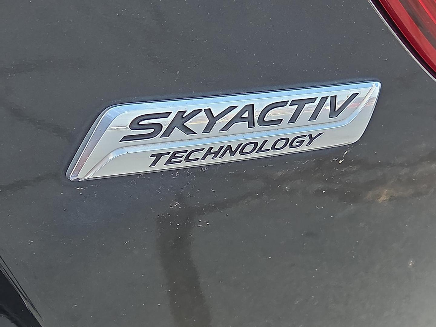 2015 Deep Crystal Blue Mica - 42M /Sand - KC4 Mazda CX-5 Grand Touring (JM3KE2DY2F0) with an SKYACTIV-G 2.5L I-4 gasoline direct injection, DOHC, variable valve control, regular unleaded, engine with 184HP engine, located at 4711 Ave Q, Lubbock, TX, 79412, (806) 687-2362, 33.551304, -101.855293 - Photo#12