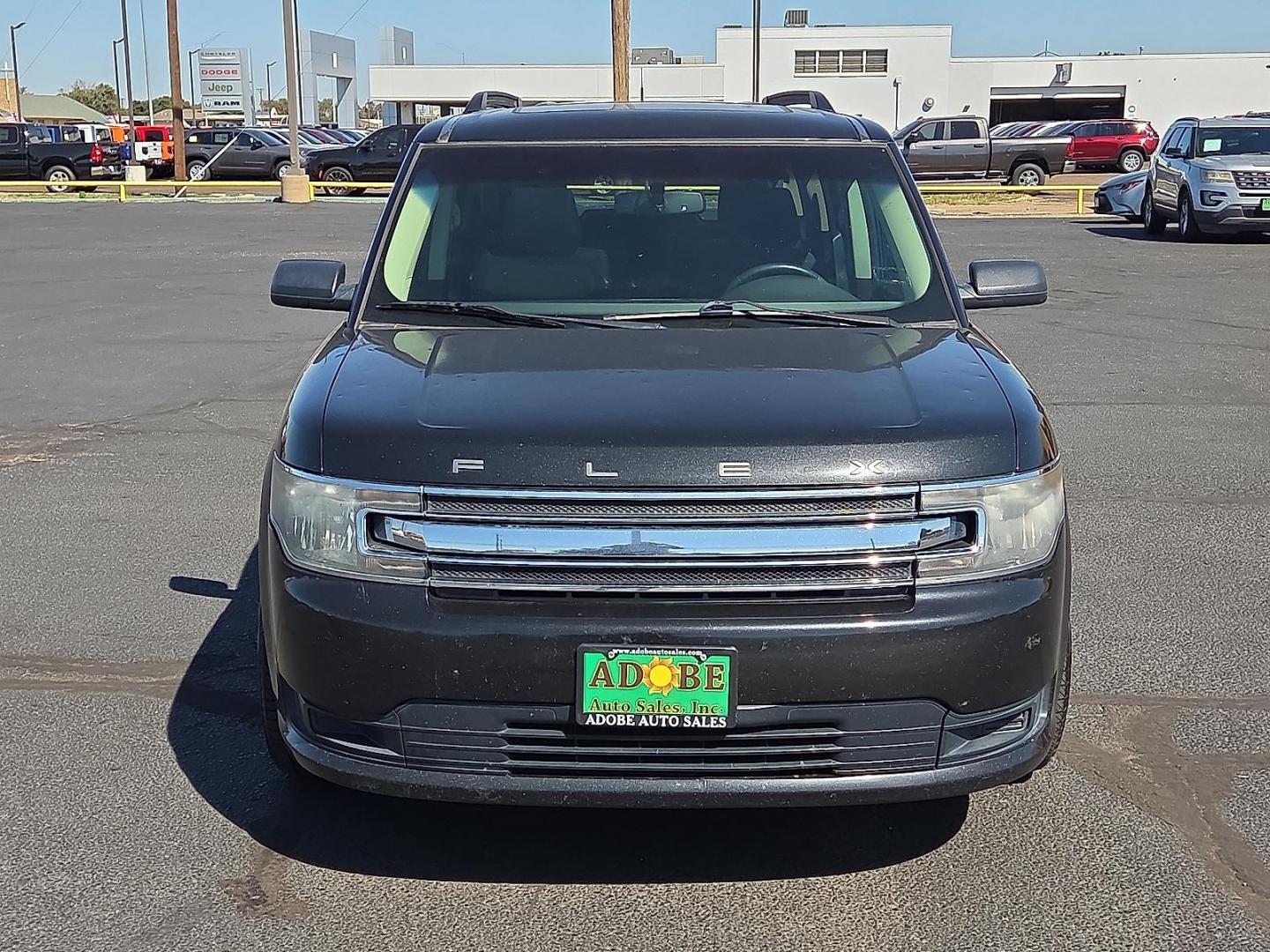 2014 Tuxedo Black Metallic /Charcoal Black - DW Ford Flex SE (2FMGK5B87EB) with an 3.5L V-6 DOHC, variable valve control, regular unleaded, engine with 287HP engine, located at 4711 Ave Q, Lubbock, TX, 79412, (806) 687-2362, 33.551304, -101.855293 - Photo#7