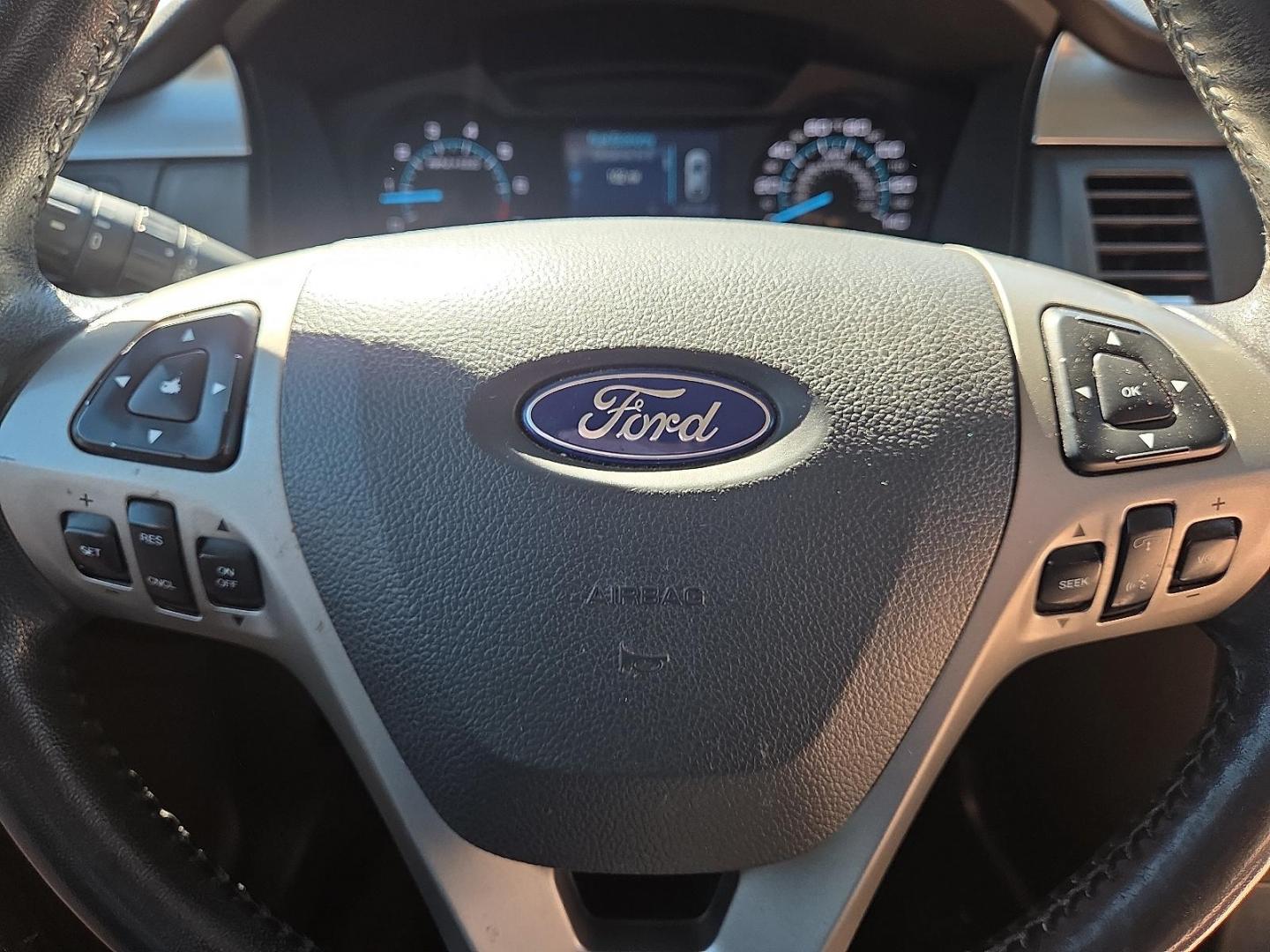 2014 Tuxedo Black Metallic /Charcoal Black - DW Ford Flex SE (2FMGK5B87EB) with an 3.5L V-6 DOHC, variable valve control, regular unleaded, engine with 287HP engine, located at 4711 Ave Q, Lubbock, TX, 79412, (806) 687-2362, 33.551304, -101.855293 - Photo#29