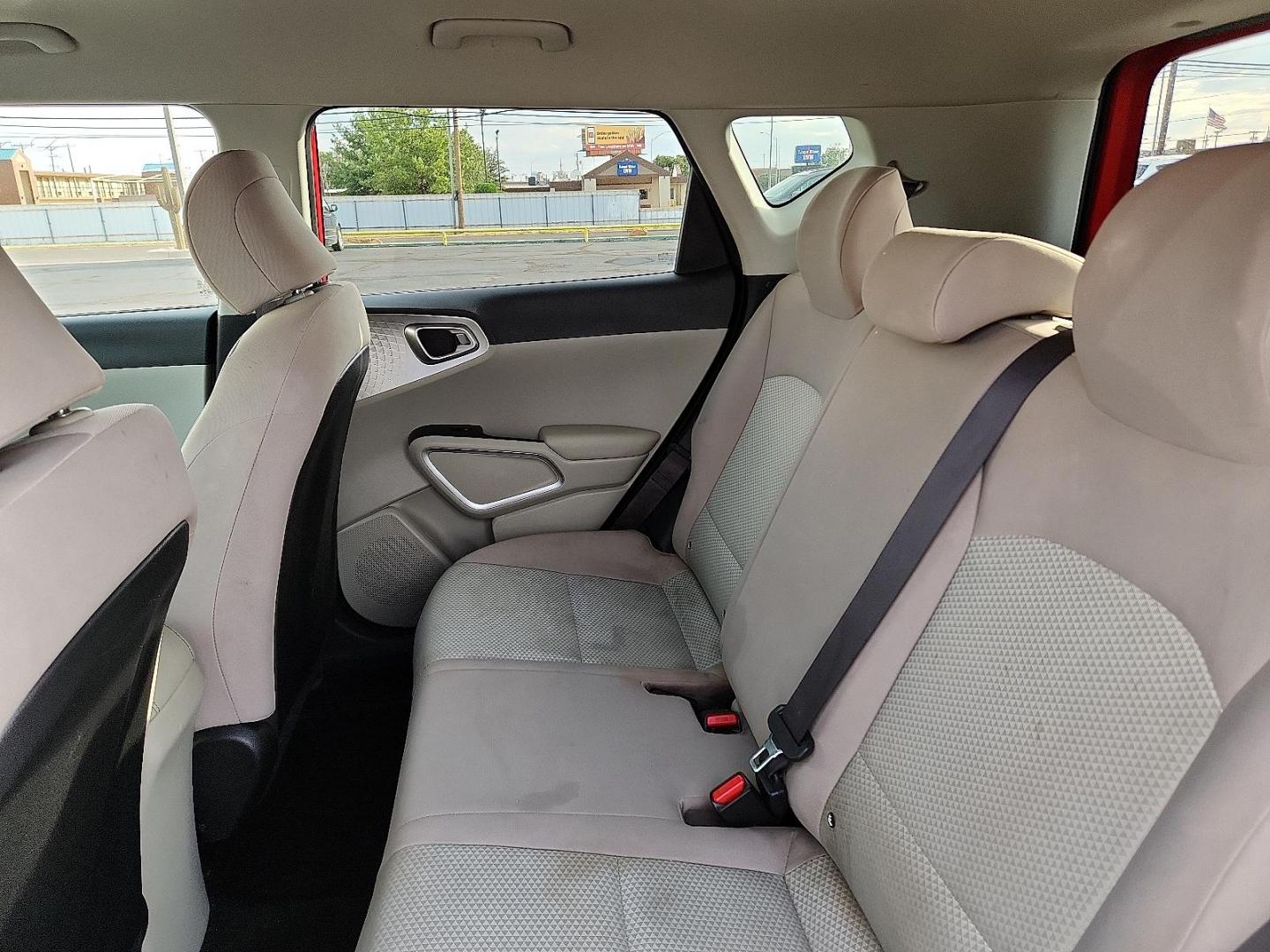 2020 Red Kia Soul LX (KNDJ23AUXL7) with an 2L I-4 DOHC, D-CVVT variable valve control, regular unleaded, engine with 147HP engine, located at 4711 Ave Q, Lubbock, TX, 79412, (806) 687-2362, 33.551304, -101.855293 - Photo#9