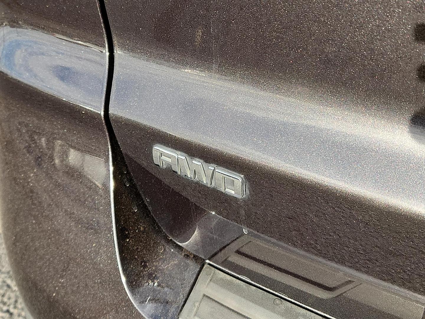 2016 GRAY Chevrolet Traverse 2LT (1GNKVHKD2GJ) with an 3.6L V-6 gasoline direct injection, DOHC, variable valve control, regular unleaded, engine with 281HP engine, located at 4711 Ave Q, Lubbock, TX, 79412, (806) 687-2362, 33.551304, -101.855293 - Photo#8