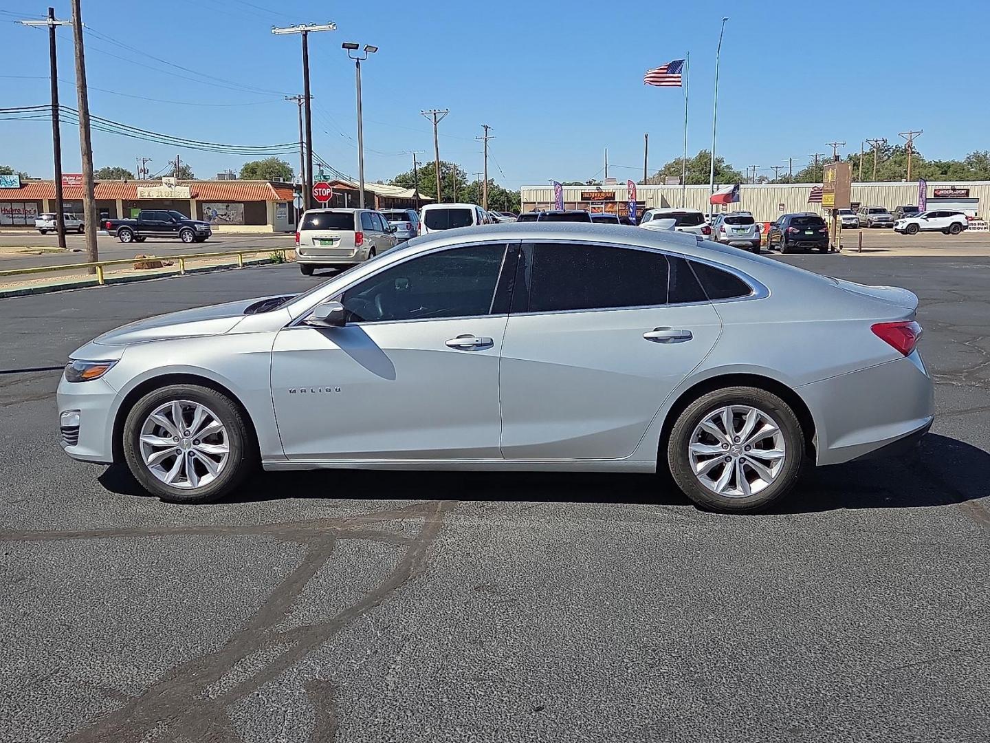 2021 Silver Ice Metallic - GAN /Jet Black - H1T Chevrolet Malibu FWD LT (1G1ZD5ST1MF) with an ECOTEC 1.5L I-4 gasoline direct injection, DOHC, VVT variable valve control, intercooled turbo, regular unleaded, engine with 160HP engine, located at 4711 Ave Q, Lubbock, TX, 79412, (806) 687-2362, 33.551304, -101.855293 - Photo#1