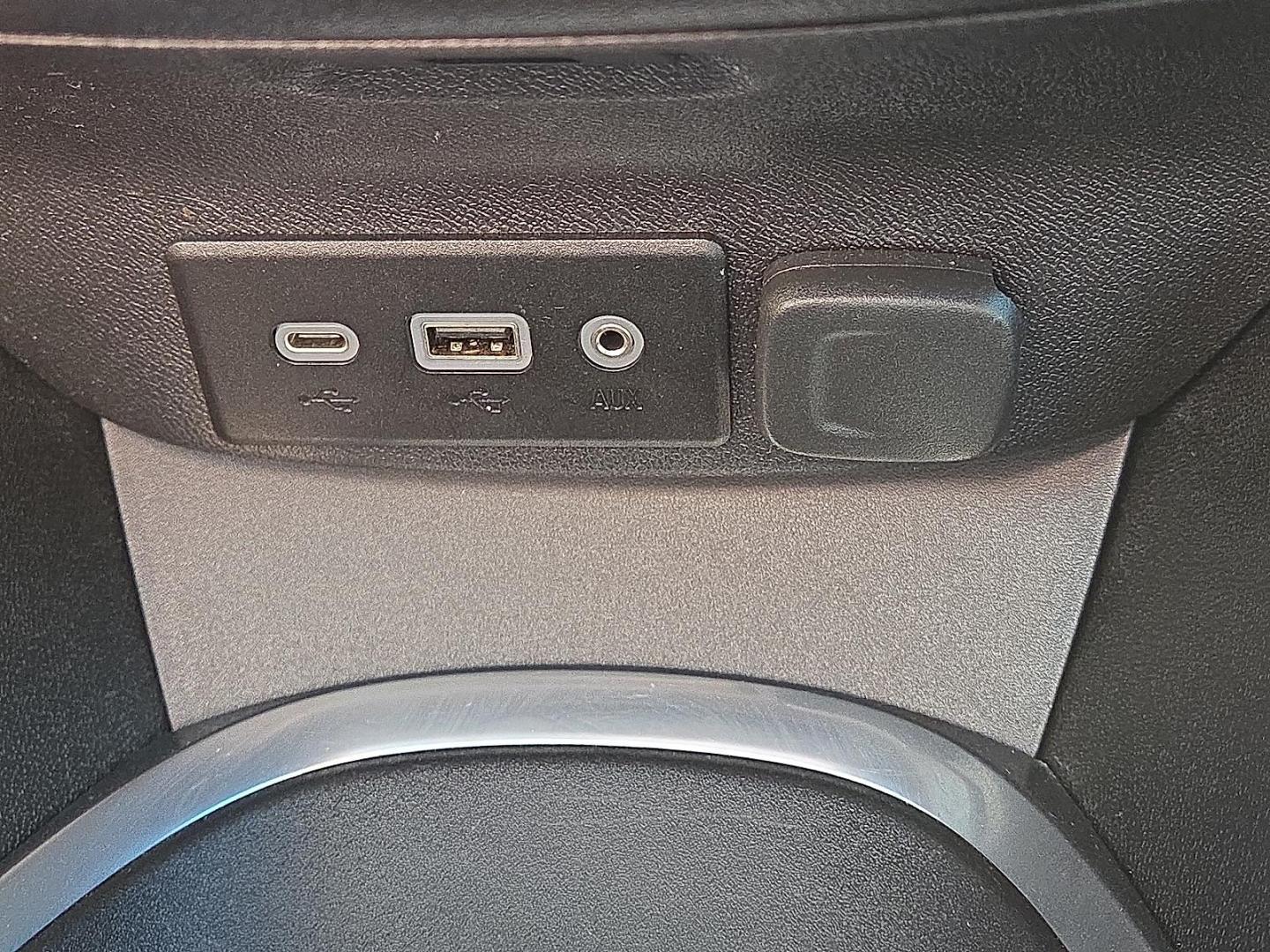 2021 Silver Ice Metallic - GAN /Jet Black - H1T Chevrolet Malibu FWD LT (1G1ZD5ST1MF) with an ECOTEC 1.5L I-4 gasoline direct injection, DOHC, VVT variable valve control, intercooled turbo, regular unleaded, engine with 160HP engine, located at 4711 Ave Q, Lubbock, TX, 79412, (806) 687-2362, 33.551304, -101.855293 - Photo#28