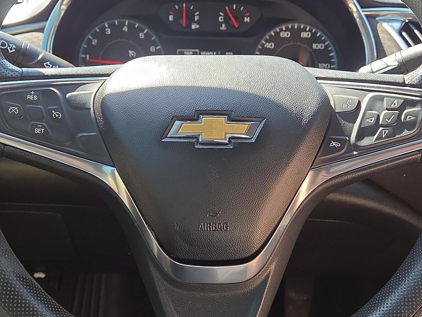 2021 Silver Ice Metallic - GAN /Jet Black - H1T Chevrolet Malibu FWD LT (1G1ZD5ST1MF) with an ECOTEC 1.5L I-4 gasoline direct injection, DOHC, VVT variable valve control, intercooled turbo, regular unleaded, engine with 160HP engine, located at 4711 Ave Q, Lubbock, TX, 79412, (806) 687-2362, 33.551304, -101.855293 - Photo#30