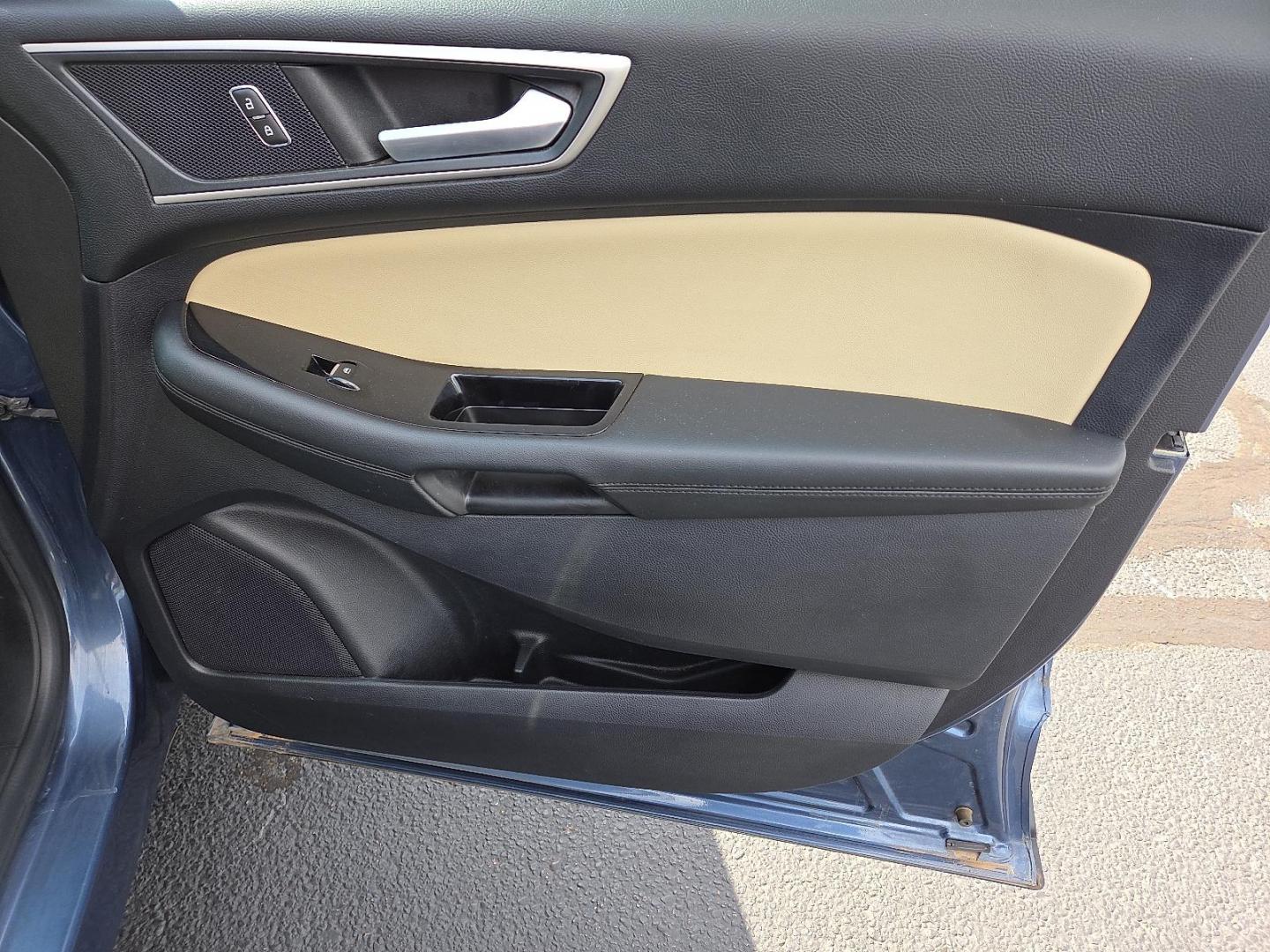 2019 Blue Metallic - FT /Dune - VD Ford Edge SEL (2FMPK3J91KB) with an EcoBoost 2L I-4 gasoline direct injection, DOHC, variable valve control, intercooled turbo, premium unleaded, engine with 250HP engine, located at 4711 Ave Q, Lubbock, TX, 79412, (806) 687-2362, 33.551304, -101.855293 - Photo#14