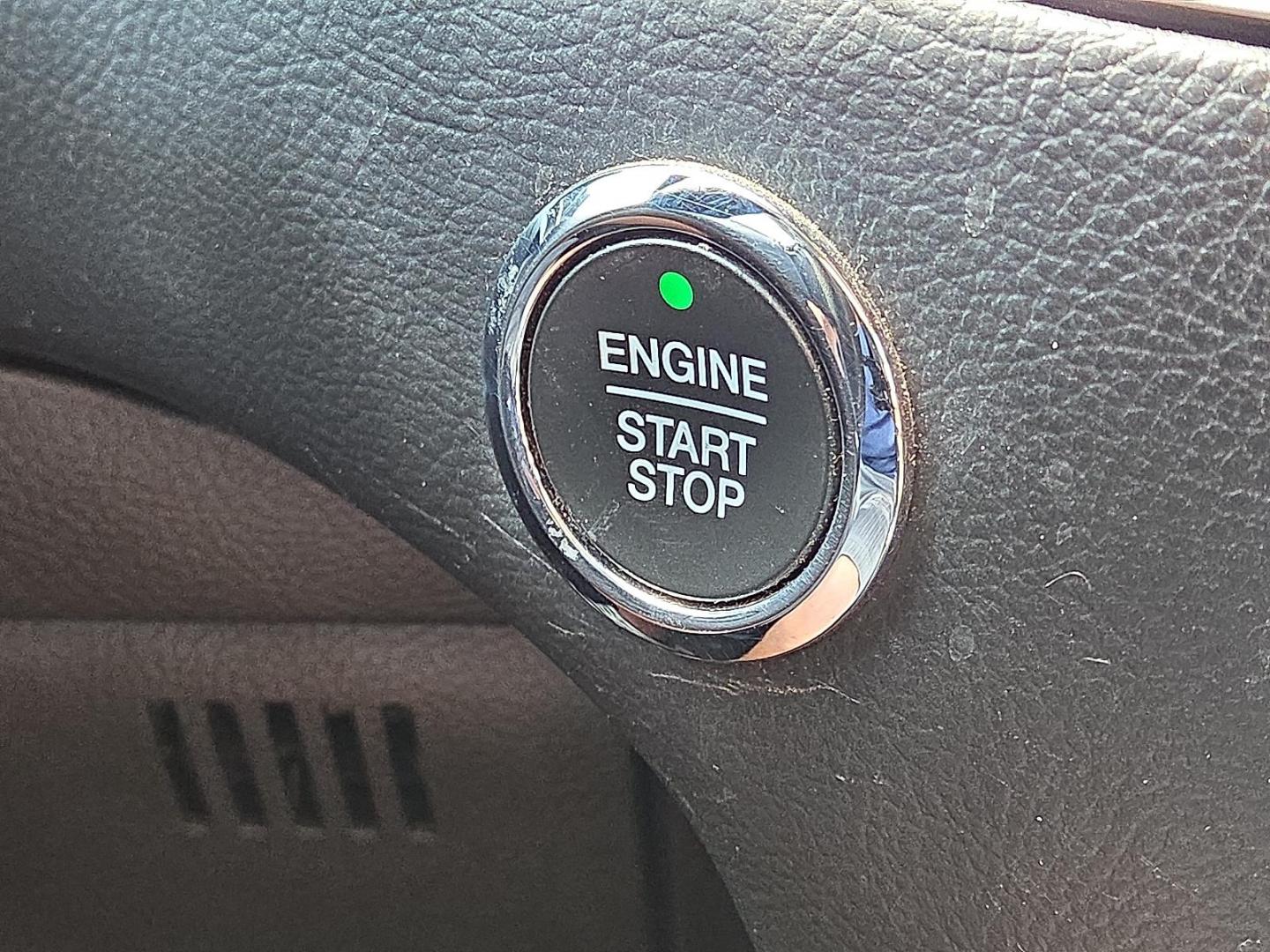 2019 Blue Metallic - FT /Dune - VD Ford Edge SEL (2FMPK3J91KB) with an EcoBoost 2L I-4 gasoline direct injection, DOHC, variable valve control, intercooled turbo, premium unleaded, engine with 250HP engine, located at 4711 Ave Q, Lubbock, TX, 79412, (806) 687-2362, 33.551304, -101.855293 - Photo#28