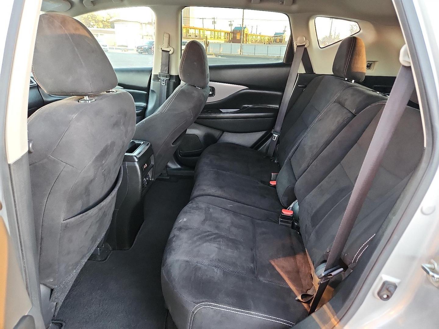 2020 SILVER Nissan Murano S Intelligent AWD (5N1AZ2AS7LN) with an 3.5L V-6 DOHC, variable valve control, regular unleaded, engine with 260HP engine, located at 4711 Ave Q, Lubbock, TX, 79412, (806) 687-2362, 33.551304, -101.855293 - Photo#8