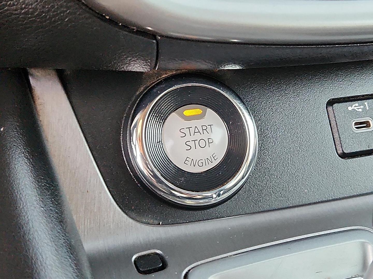 2020 SILVER Nissan Murano S Intelligent AWD (5N1AZ2AS7LN) with an 3.5L V-6 DOHC, variable valve control, regular unleaded, engine with 260HP engine, located at 4711 Ave Q, Lubbock, TX, 79412, (806) 687-2362, 33.551304, -101.855293 - Photo#19