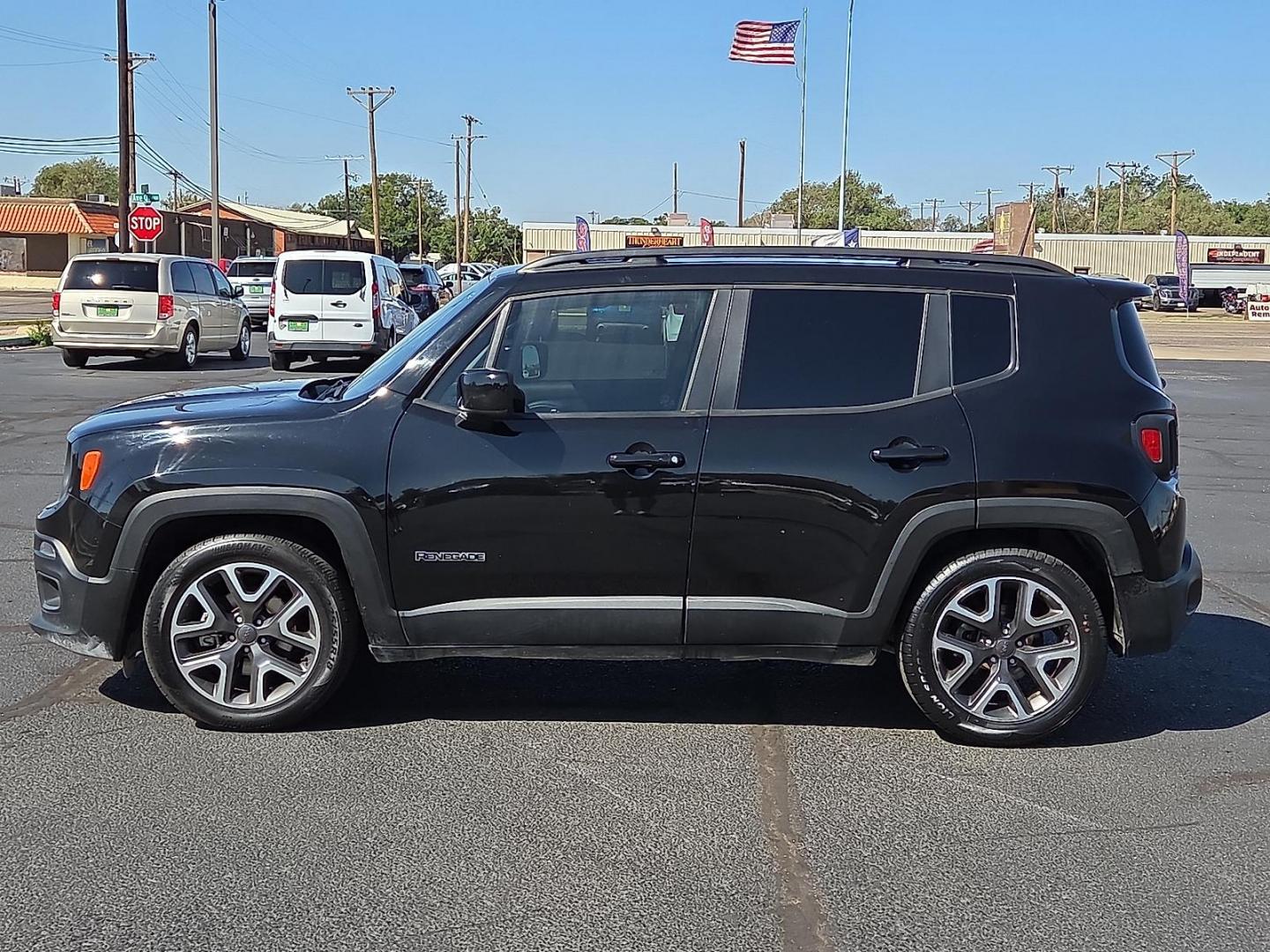 2018 Black /Black - X9 Jeep Renegade Latitude FWD (ZACCJABB9JP) with an Tigershark MultiAir 2.4L I-4 variable valve control, regular unleaded, engine with 180HP engine, located at 4711 Ave Q, Lubbock, TX, 79412, (806) 687-2362, 33.551304, -101.855293 - Photo#1