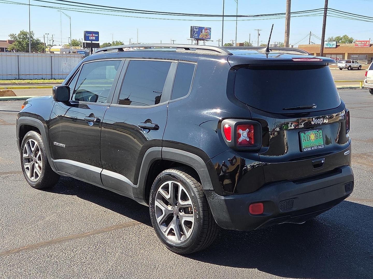 2018 Black /Black - X9 Jeep Renegade Latitude FWD (ZACCJABB9JP) with an Tigershark MultiAir 2.4L I-4 variable valve control, regular unleaded, engine with 180HP engine, located at 4711 Ave Q, Lubbock, TX, 79412, (806) 687-2362, 33.551304, -101.855293 - Photo#2