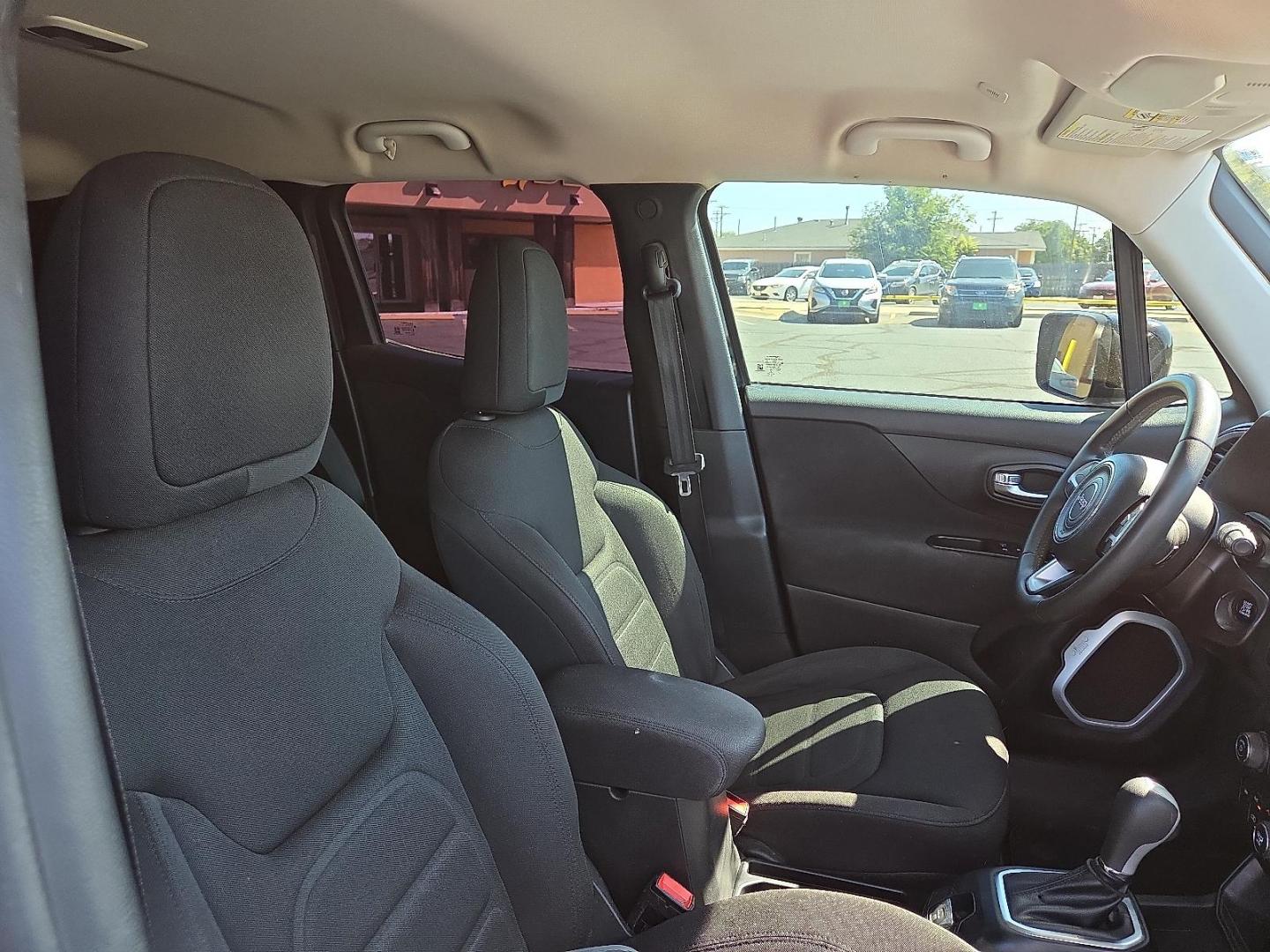2018 Black /Black - X9 Jeep Renegade Latitude FWD (ZACCJABB9JP) with an Tigershark MultiAir 2.4L I-4 variable valve control, regular unleaded, engine with 180HP engine, located at 4711 Ave Q, Lubbock, TX, 79412, (806) 687-2362, 33.551304, -101.855293 - Photo#10