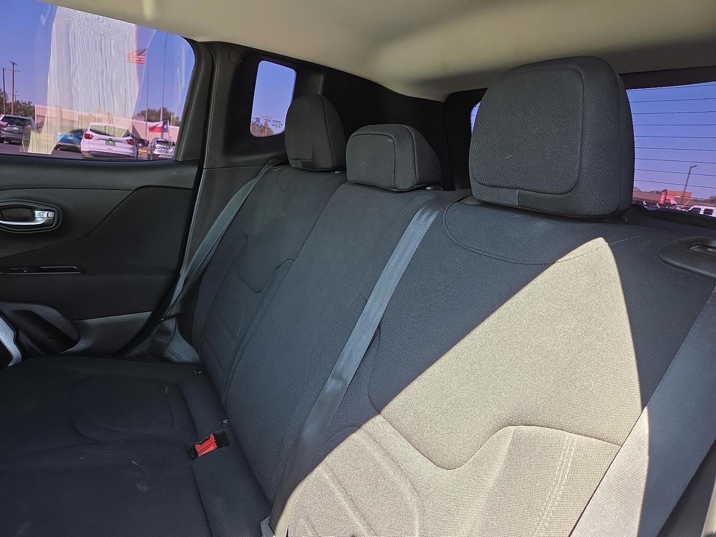 2018 Black /Black - X9 Jeep Renegade Latitude FWD (ZACCJABB9JP) with an Tigershark MultiAir 2.4L I-4 variable valve control, regular unleaded, engine with 180HP engine, located at 4711 Ave Q, Lubbock, TX, 79412, (806) 687-2362, 33.551304, -101.855293 - Photo#16