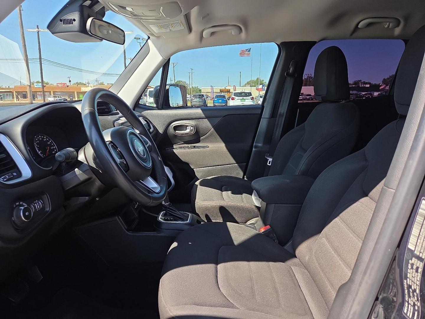 2018 Black /Black - X9 Jeep Renegade Latitude FWD (ZACCJABB9JP) with an Tigershark MultiAir 2.4L I-4 variable valve control, regular unleaded, engine with 180HP engine, located at 4711 Ave Q, Lubbock, TX, 79412, (806) 687-2362, 33.551304, -101.855293 - Photo#22