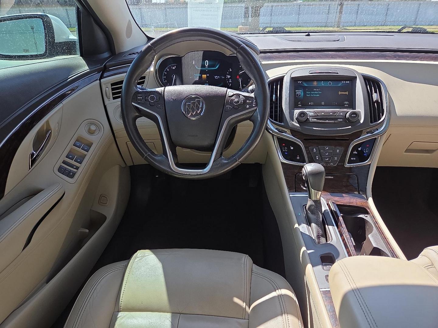 2015 White Frost Tricoat - G1W /Light Neutral/Cocoa Accents - H1V Buick LaCrosse Leather (1G4GB5G32FF) with an 3.6L V-6 gasoline direct injection, DOHC, variable valve control, regular unleaded, engine with 304HP engine, located at 4711 Ave Q, Lubbock, TX, 79412, (806) 687-2362, 33.551304, -101.855293 - Photo#17