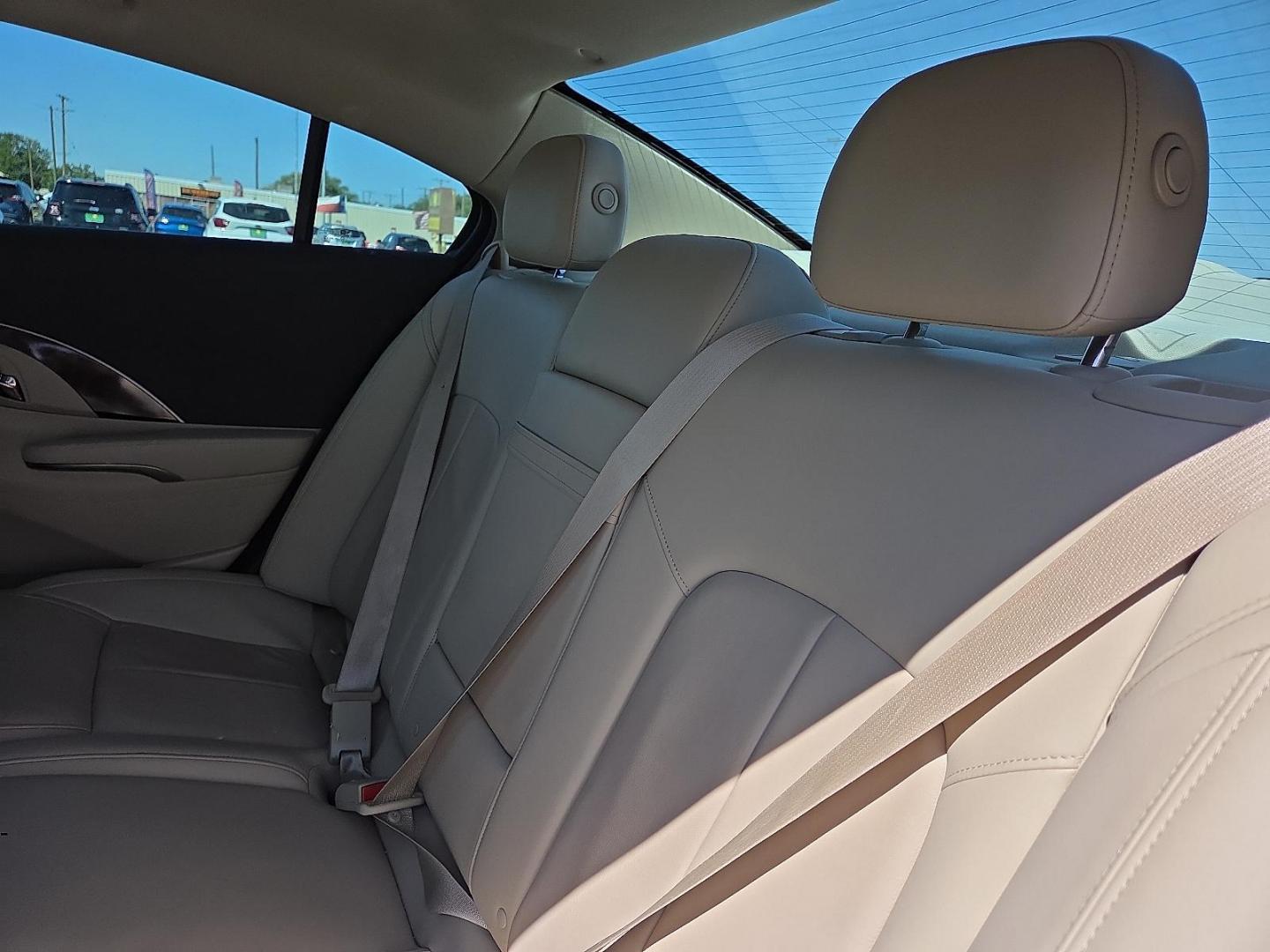 2015 White Frost Tricoat - G1W /Light Neutral/Cocoa Accents - H1V Buick LaCrosse Leather (1G4GB5G32FF) with an 3.6L V-6 gasoline direct injection, DOHC, variable valve control, regular unleaded, engine with 304HP engine, located at 4711 Ave Q, Lubbock, TX, 79412, (806) 687-2362, 33.551304, -101.855293 - Photo#18