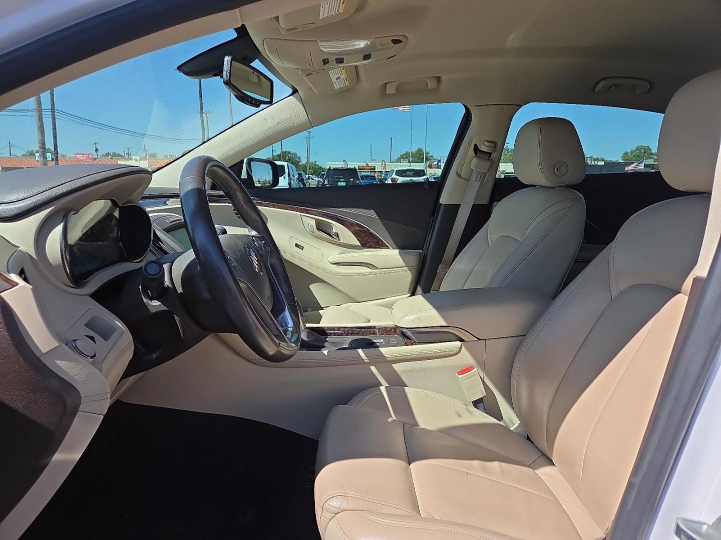 2015 White Frost Tricoat - G1W /Light Neutral/Cocoa Accents - H1V Buick LaCrosse Leather (1G4GB5G32FF) with an 3.6L V-6 gasoline direct injection, DOHC, variable valve control, regular unleaded, engine with 304HP engine, located at 4711 Ave Q, Lubbock, TX, 79412, (806) 687-2362, 33.551304, -101.855293 - Photo#23