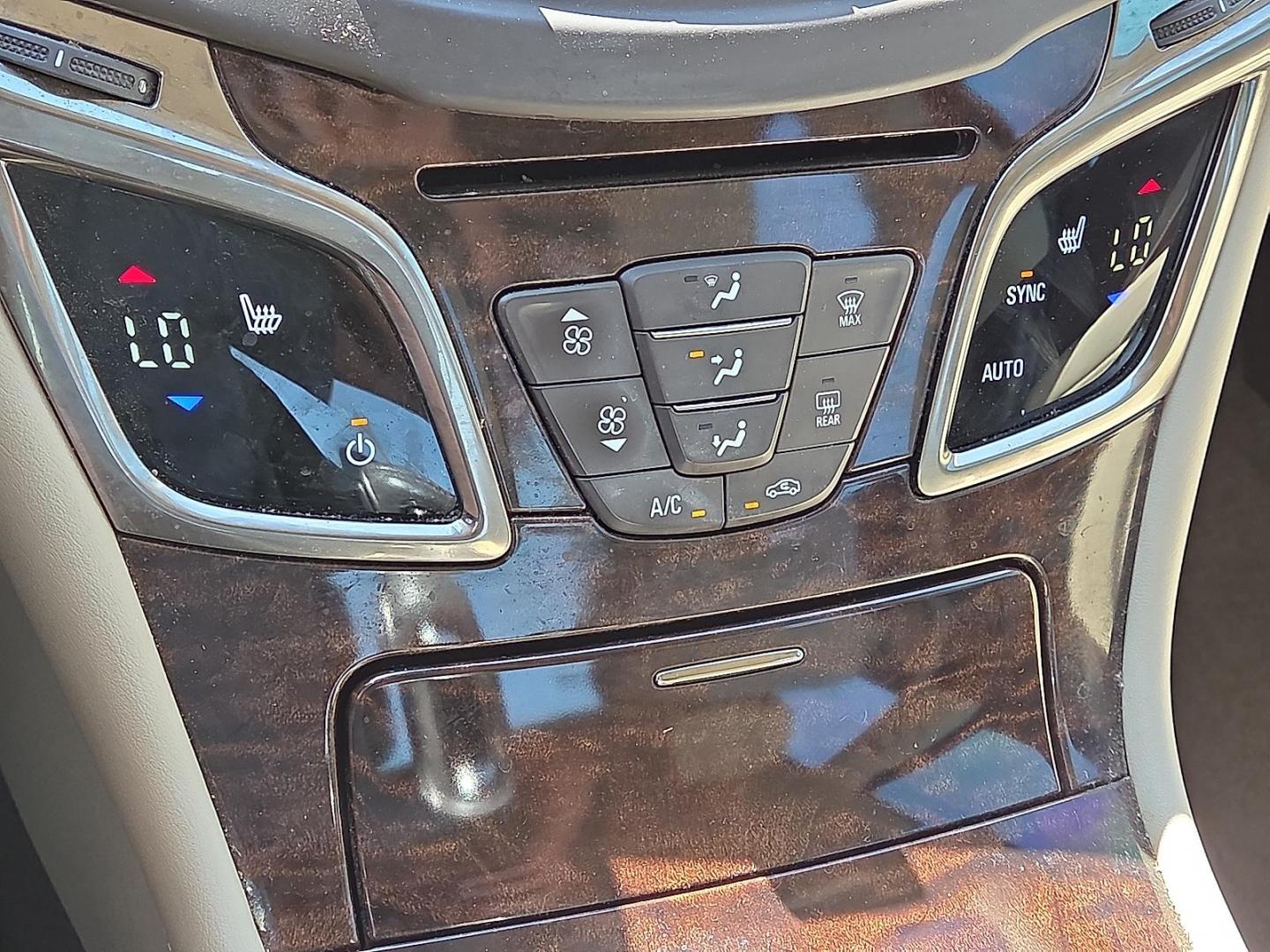 2015 White Frost Tricoat - G1W /Light Neutral/Cocoa Accents - H1V Buick LaCrosse Leather (1G4GB5G32FF) with an 3.6L V-6 gasoline direct injection, DOHC, variable valve control, regular unleaded, engine with 304HP engine, located at 4711 Ave Q, Lubbock, TX, 79412, (806) 687-2362, 33.551304, -101.855293 - Photo#28