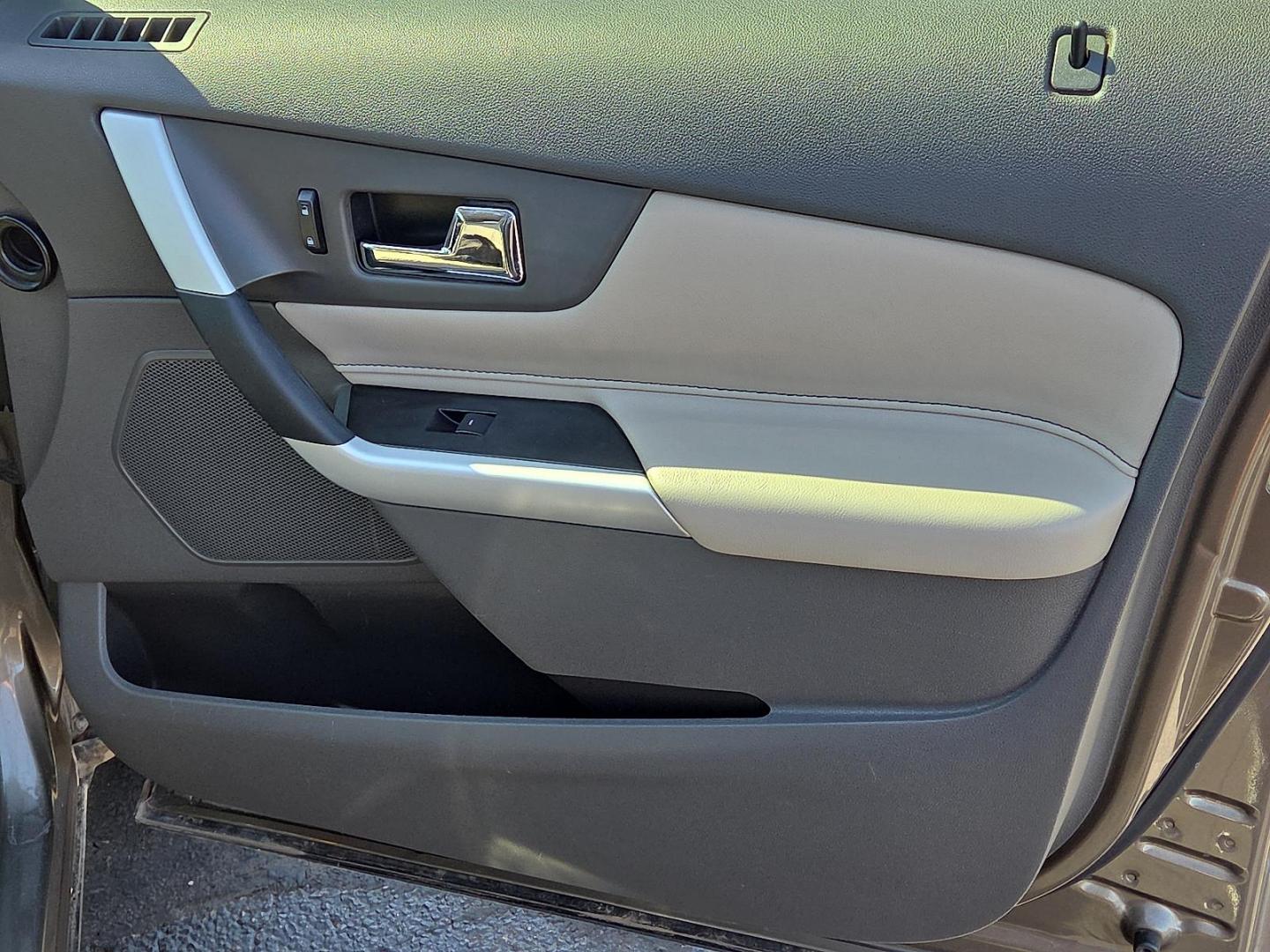 2014 Sunset Metallic - D7 /Medium Light Stone - GL Ford Edge Limited (2FMDK3KC1EB) with an 3.5L V-6 DOHC, variable valve control, regular unleaded, engine with 285HP engine, located at 4711 Ave Q, Lubbock, TX, 79412, (806) 687-2362, 33.551304, -101.855293 - Photo#12