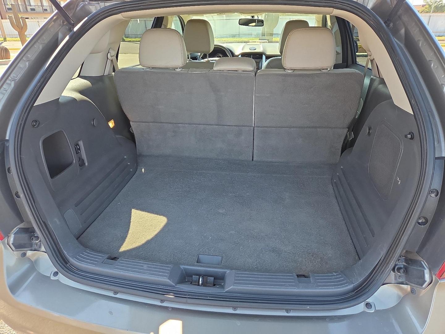 2014 Sunset Metallic - D7 /Medium Light Stone - GL Ford Edge Limited (2FMDK3KC1EB) with an 3.5L V-6 DOHC, variable valve control, regular unleaded, engine with 285HP engine, located at 4711 Ave Q, Lubbock, TX, 79412, (806) 687-2362, 33.551304, -101.855293 - Photo#15