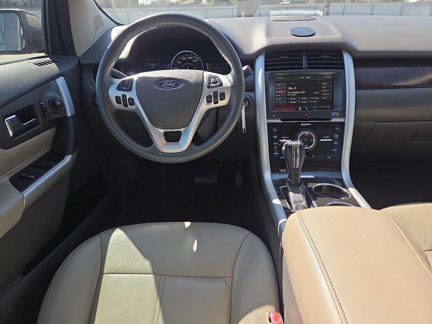 2014 Sunset Metallic - D7 /Medium Light Stone - GL Ford Edge Limited (2FMDK3KC1EB) with an 3.5L V-6 DOHC, variable valve control, regular unleaded, engine with 285HP engine, located at 4711 Ave Q, Lubbock, TX, 79412, (806) 687-2362, 33.551304, -101.855293 - Photo#17