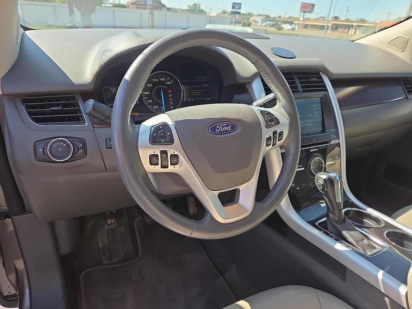 2014 Sunset Metallic - D7 /Medium Light Stone - GL Ford Edge Limited (2FMDK3KC1EB) with an 3.5L V-6 DOHC, variable valve control, regular unleaded, engine with 285HP engine, located at 4711 Ave Q, Lubbock, TX, 79412, (806) 687-2362, 33.551304, -101.855293 - Photo#24